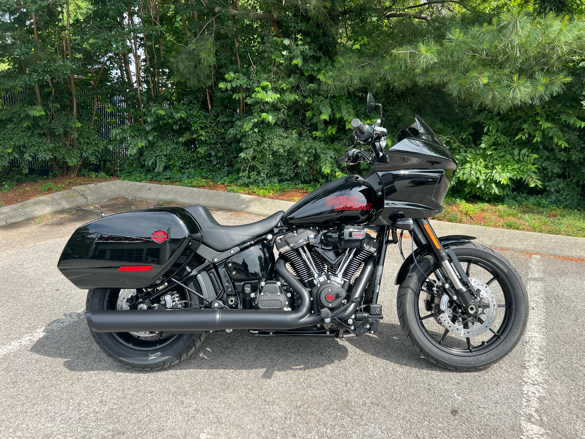 New 2025 Harley-Davidson Low Rider® ST Vivid Black (Black Finish
