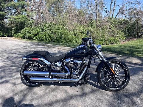 New 2026 Harley-Davidson Breakout® Vivid Black | Motorcycles in