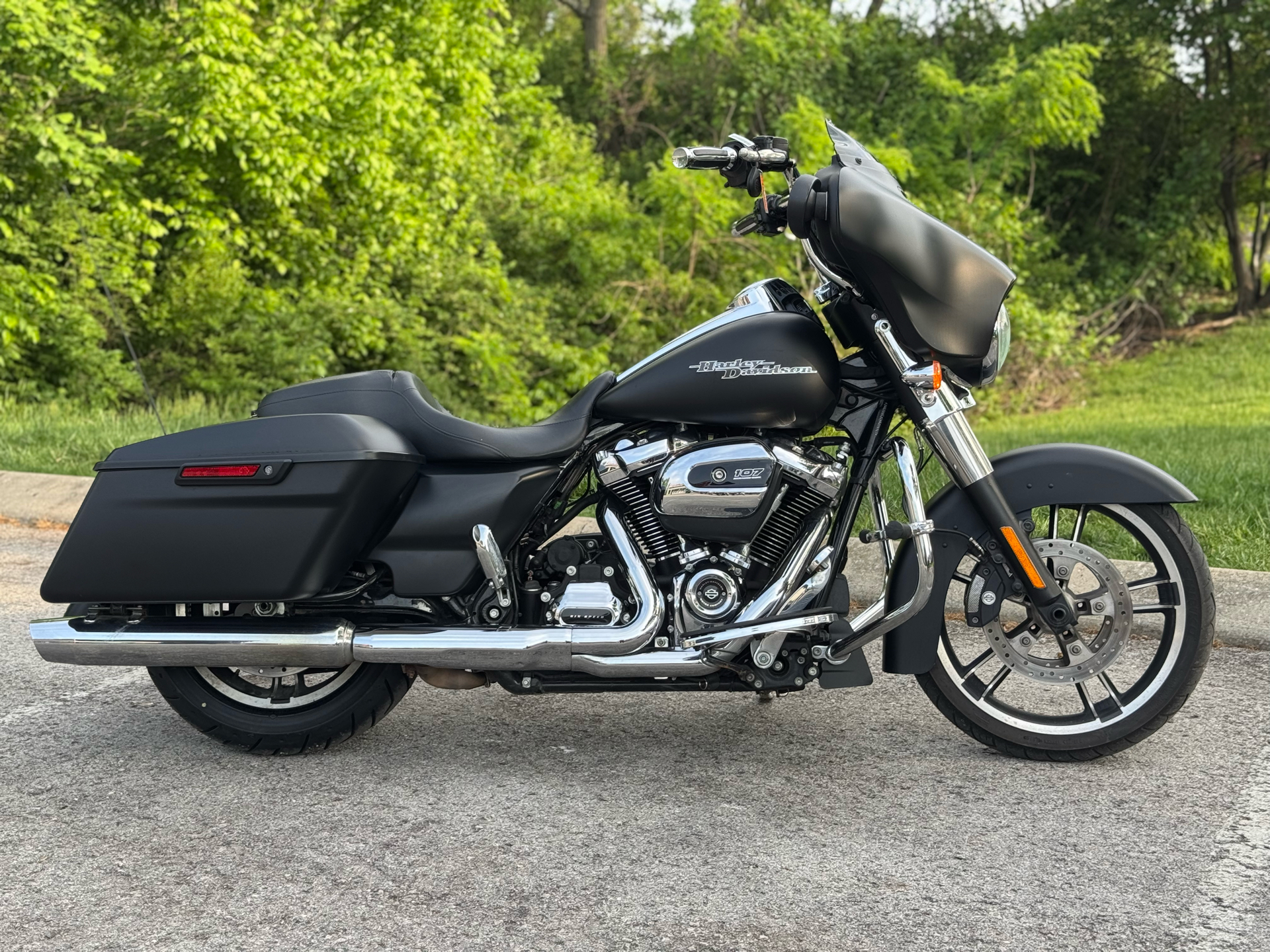 Harley-Davidson 黒 タンク チェッカーフラッグデザイン