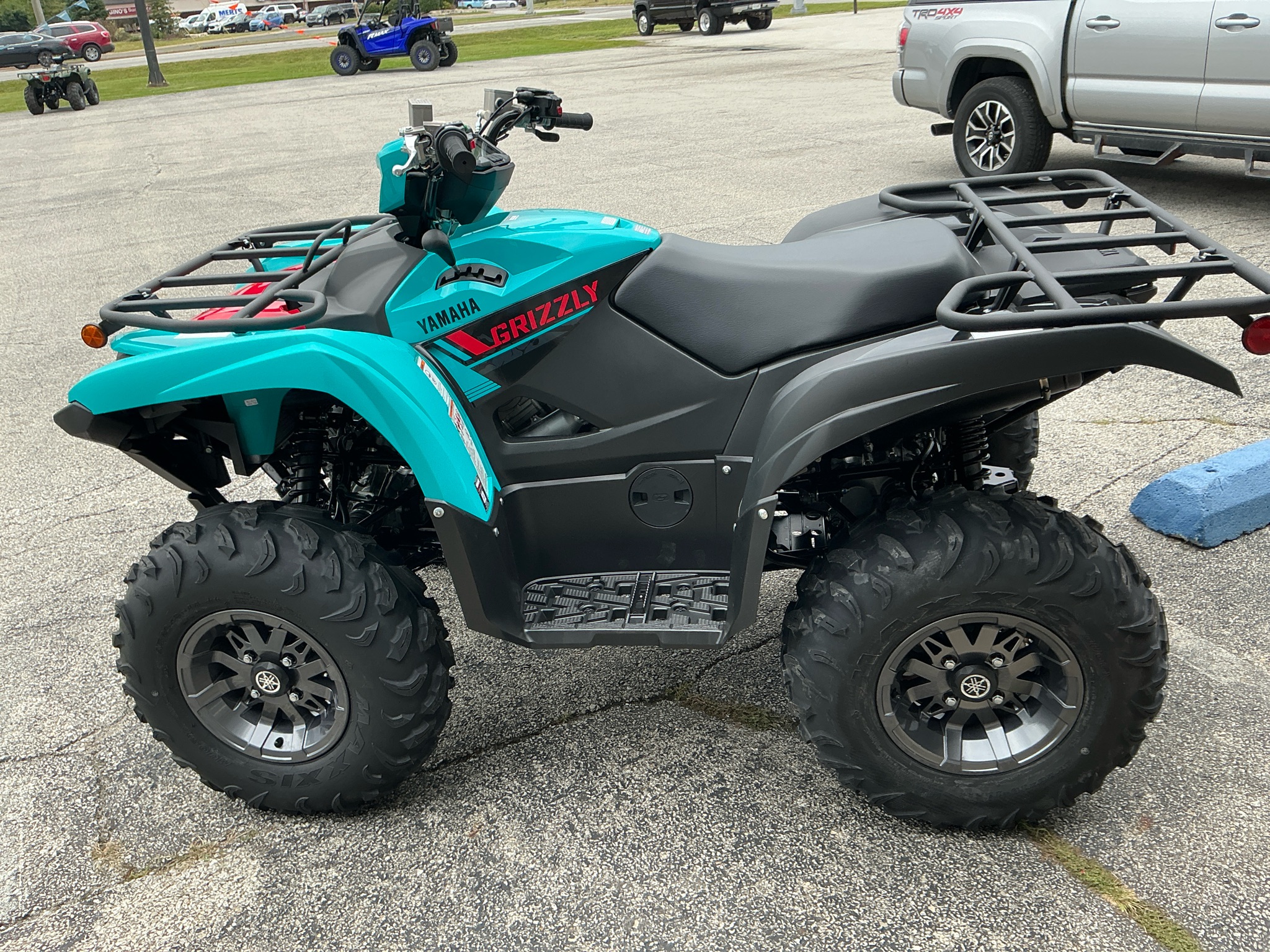 2027 Yamaha Grizzly EPS 3