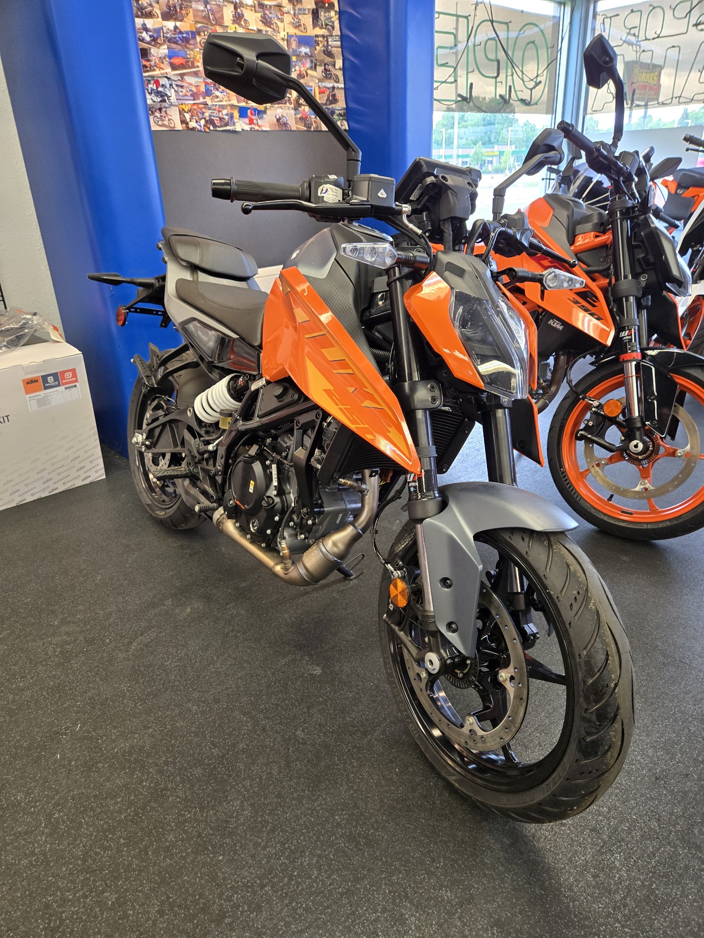 New 2024 KTM 250 Duke Motorcycles in Hobart, IN | Stock Number