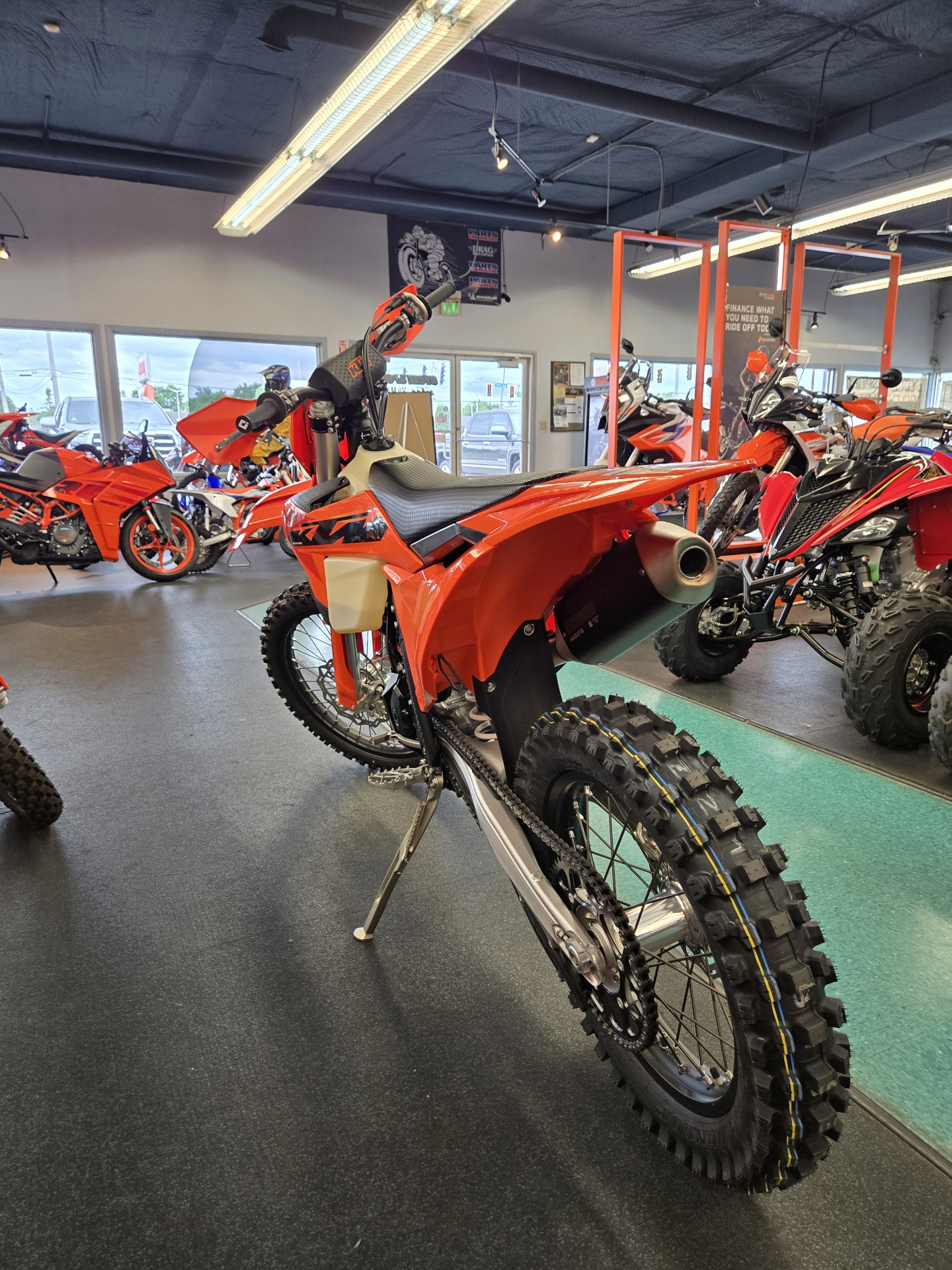 New 2025 KTM 250 XC-F Motorcycles in Hobart, IN | Stock Number
