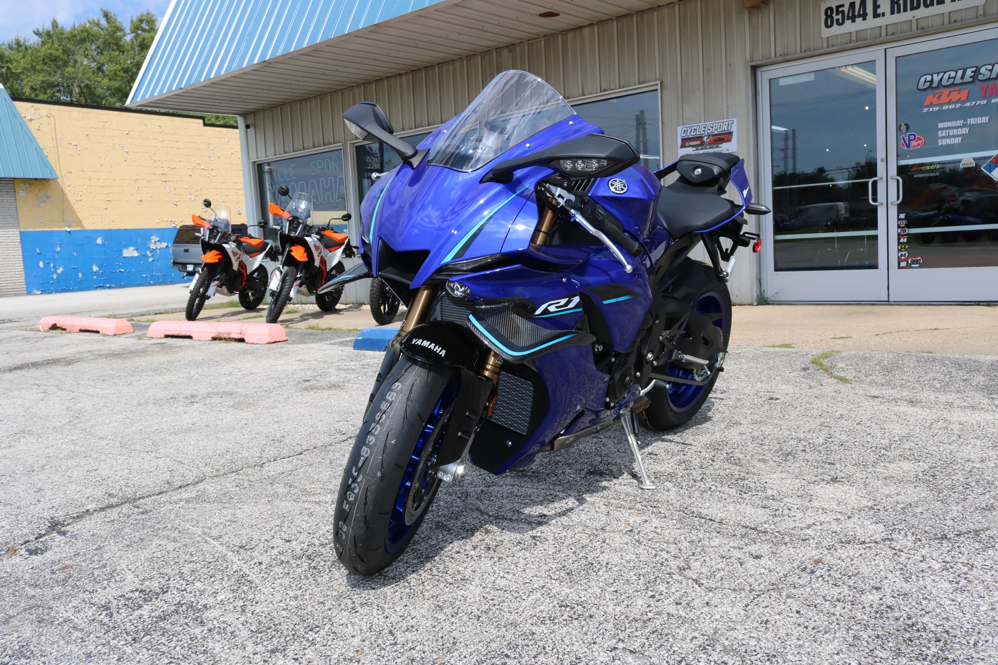 2026 Yamaha YZF-R1 1
