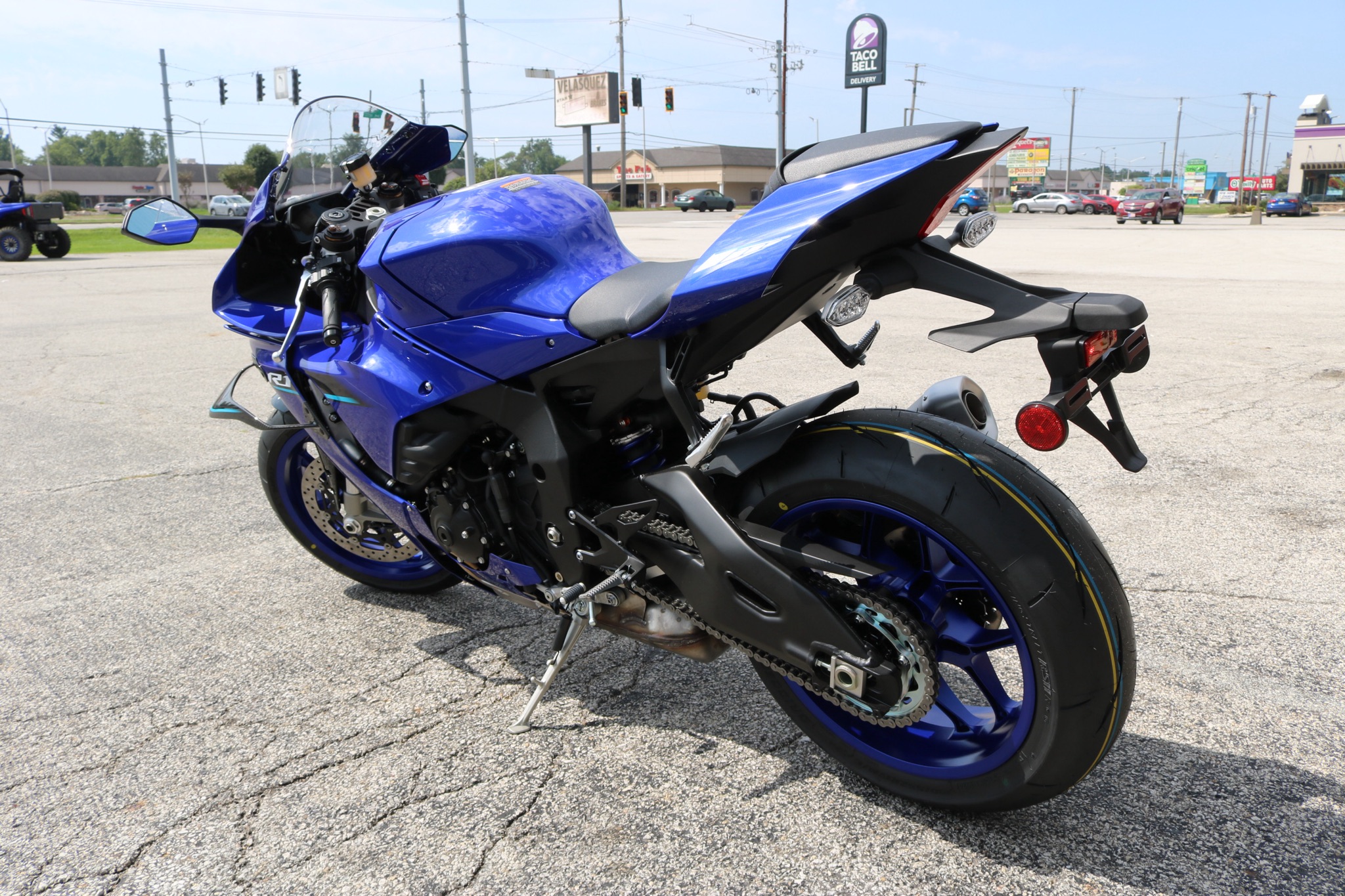 2026 Yamaha YZF-R1 4