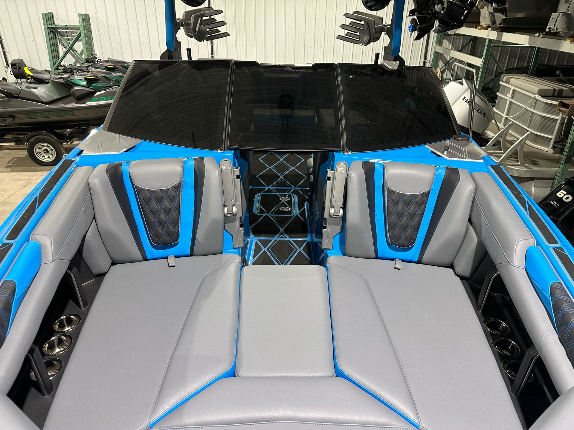 2024 Malibu M242 in Gaylord, Michigan - Photo 7