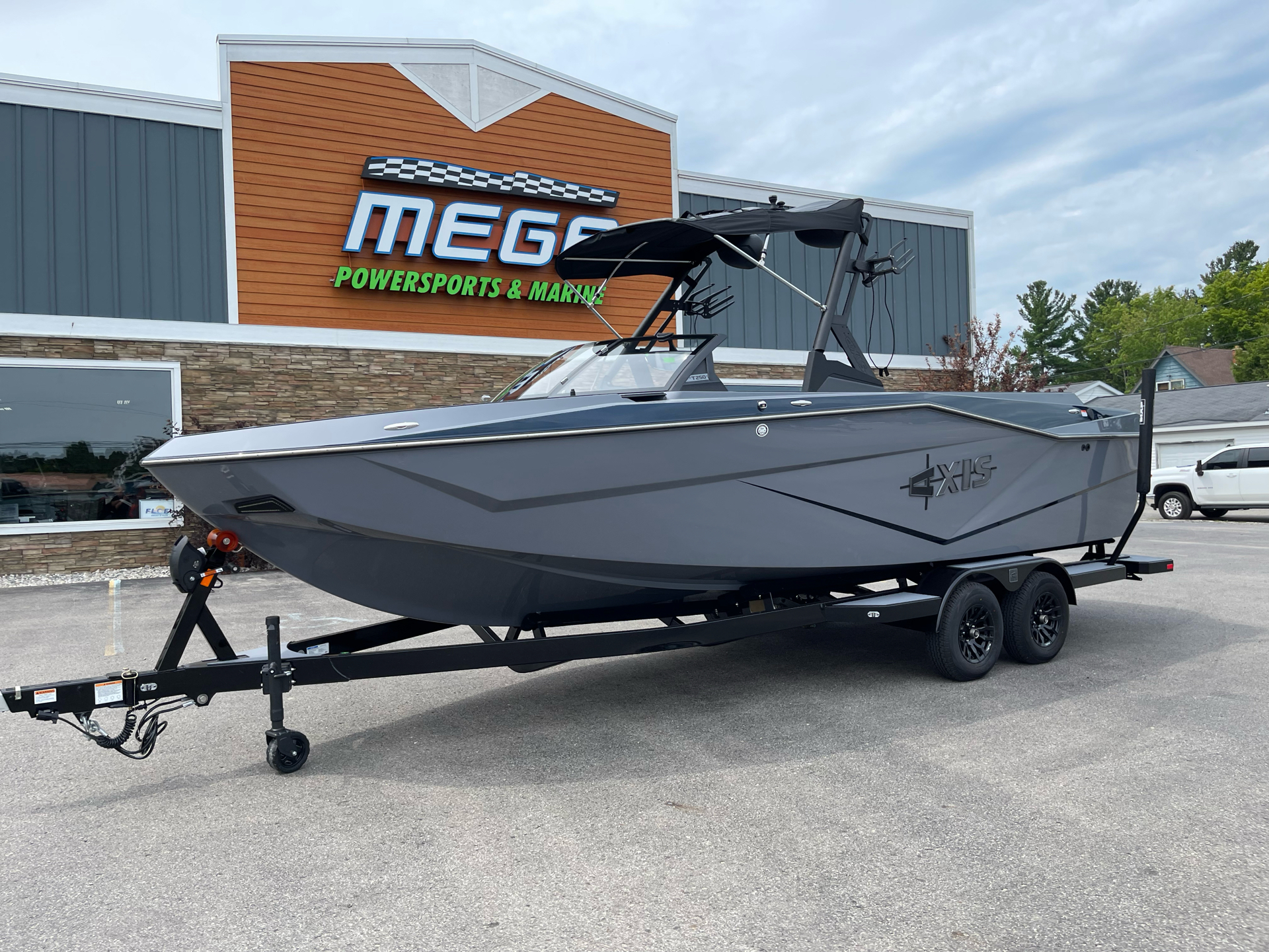 New 2025 Axis T250 for Sale, Gaylord MI | Specs, Photos, Price