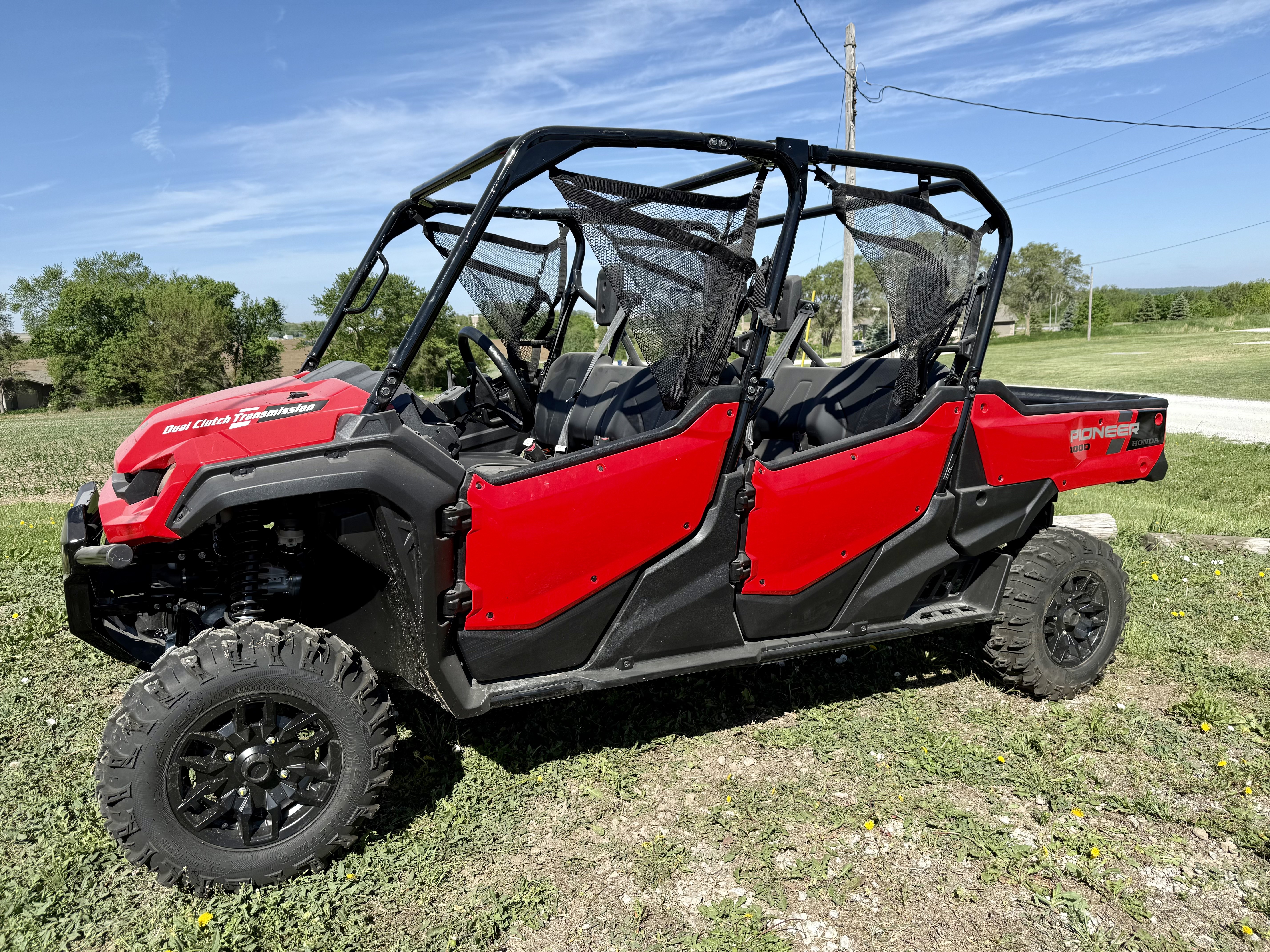 2023 Pioneer 1000-6 Deluxe Crew