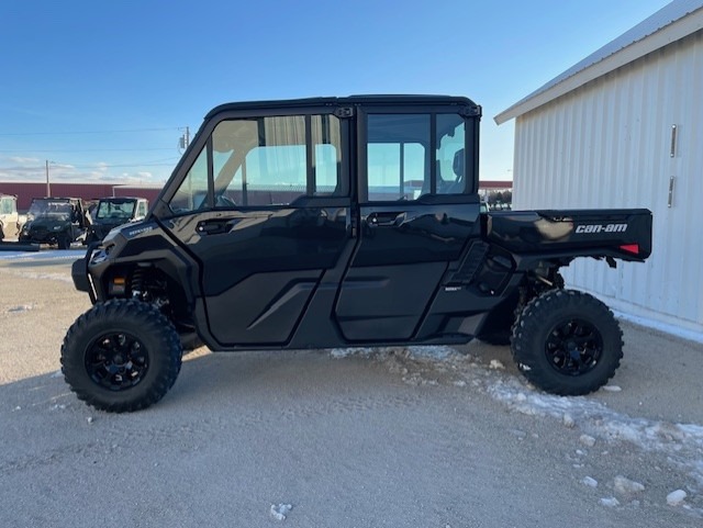2026 Can-Am™ Defender MAX XT CAB HD11 2