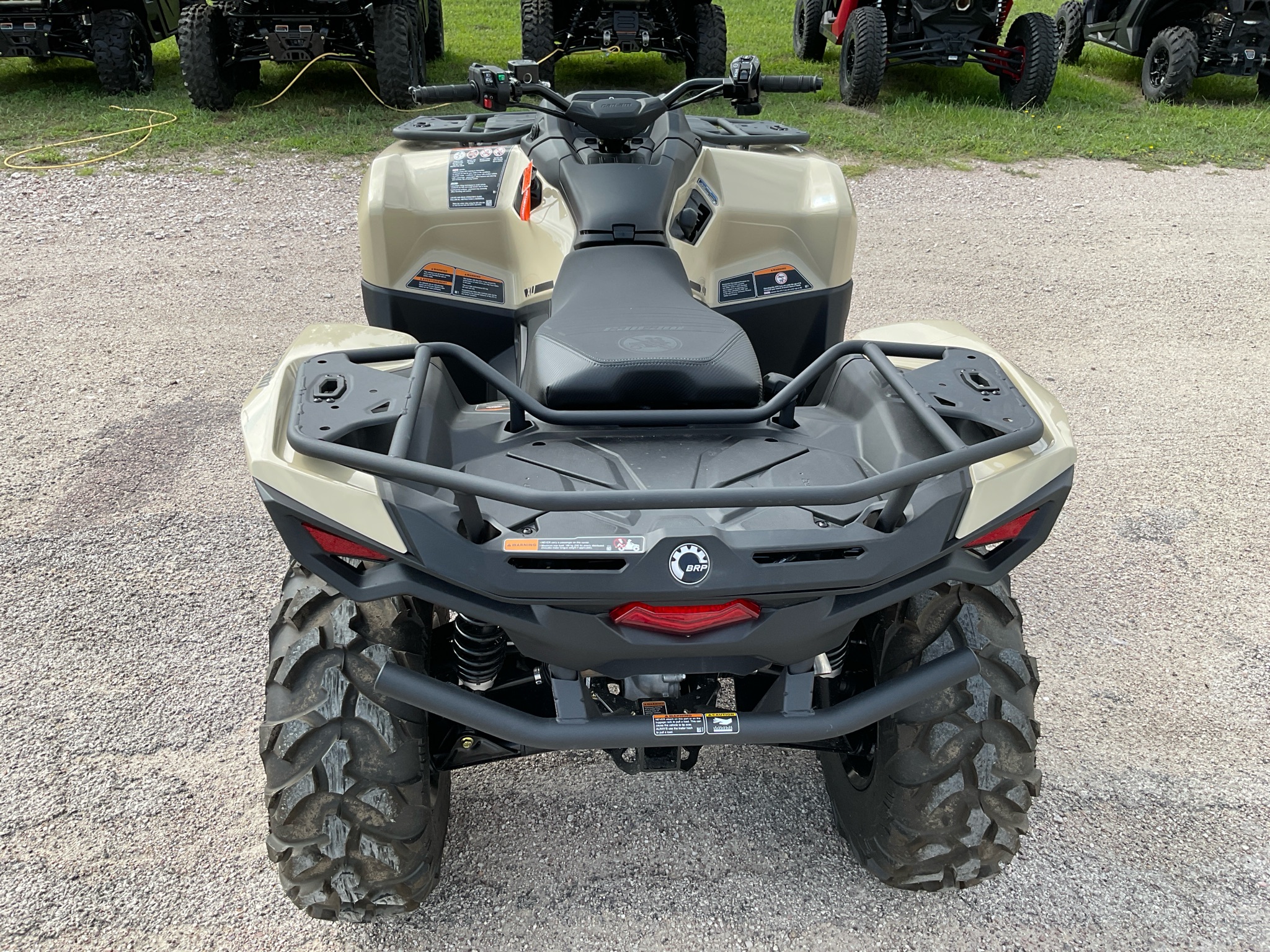 2026 Can-Am™ Outlander PRO XU HD7 3