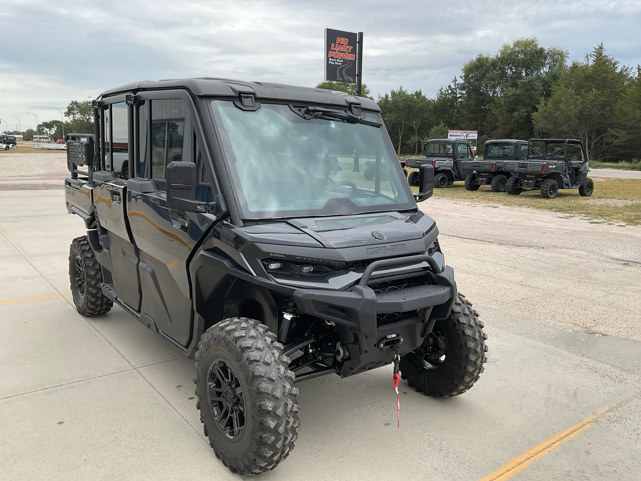 2027 Can-Am™ Defender XU MAX LONE STAR CAB HD11 2