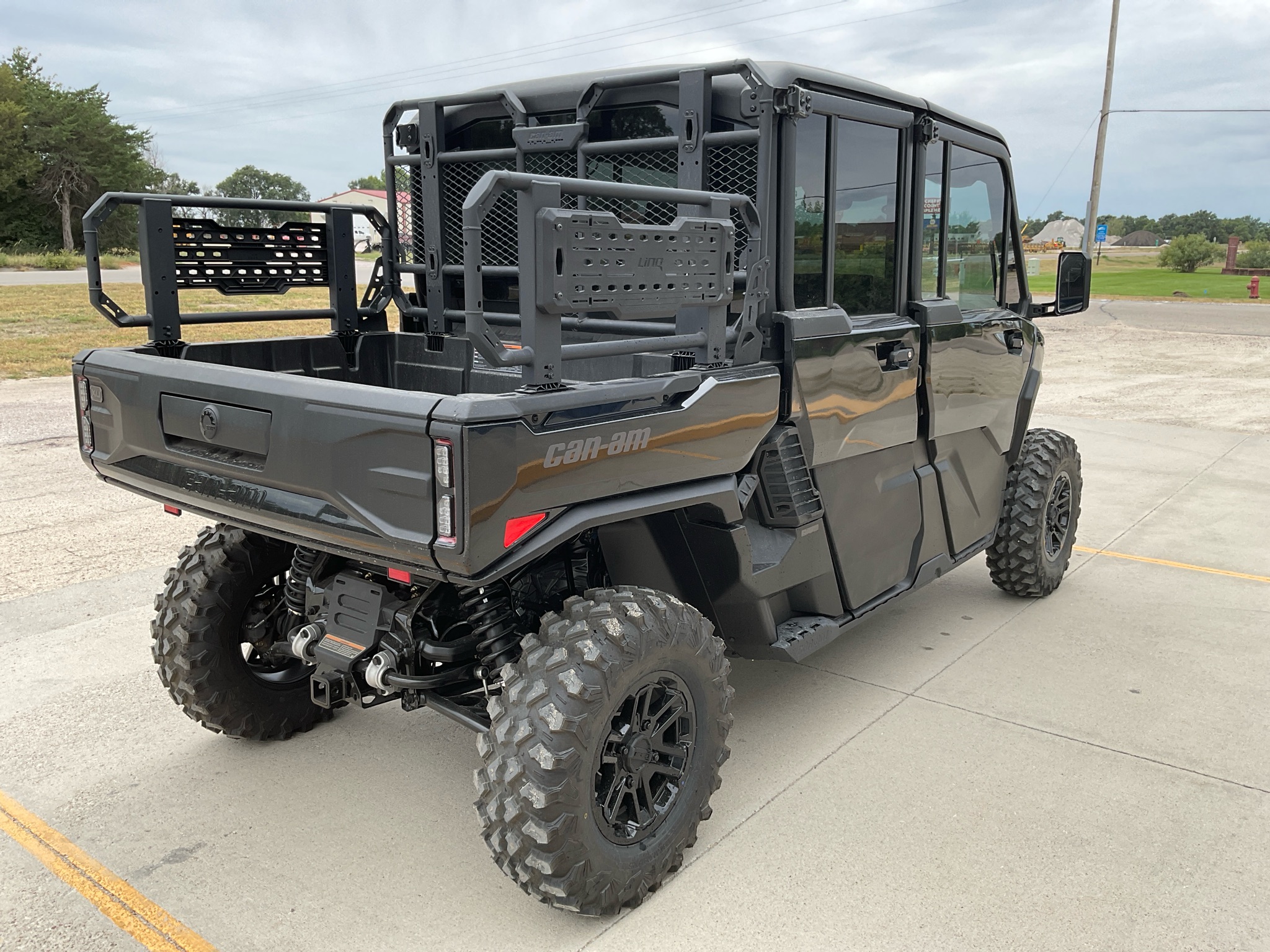 2027 Can-Am™ Defender XU MAX LONE STAR CAB HD11 8
