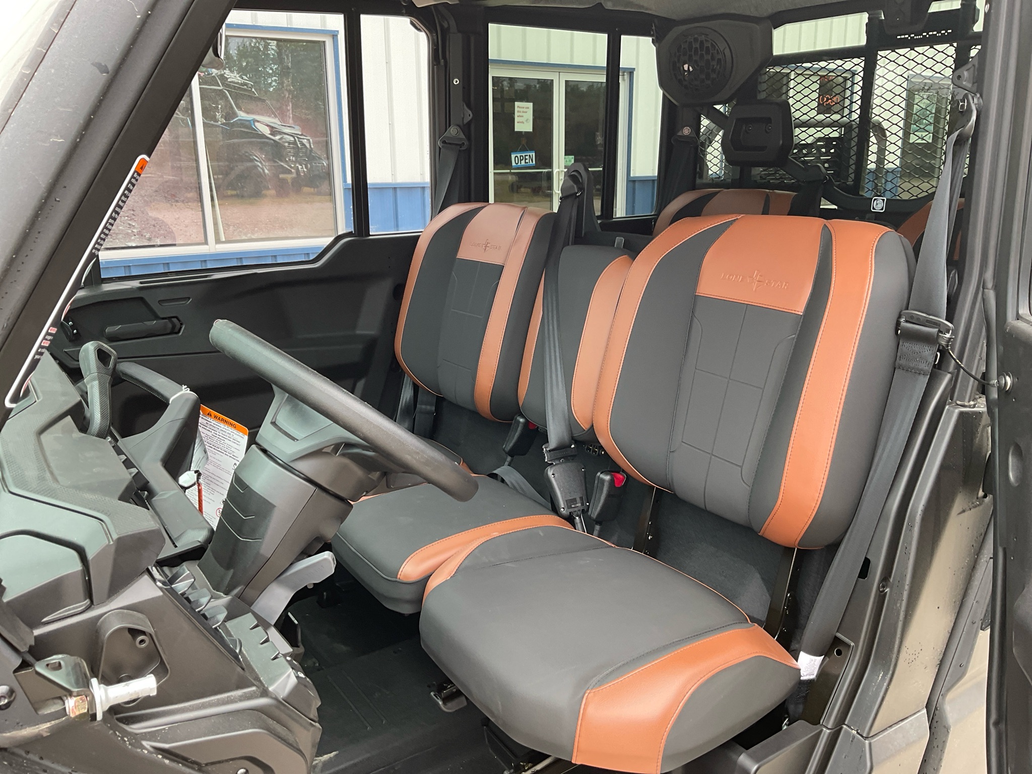 2027 Can-Am™ Defender XU MAX LONE STAR CAB HD11 9