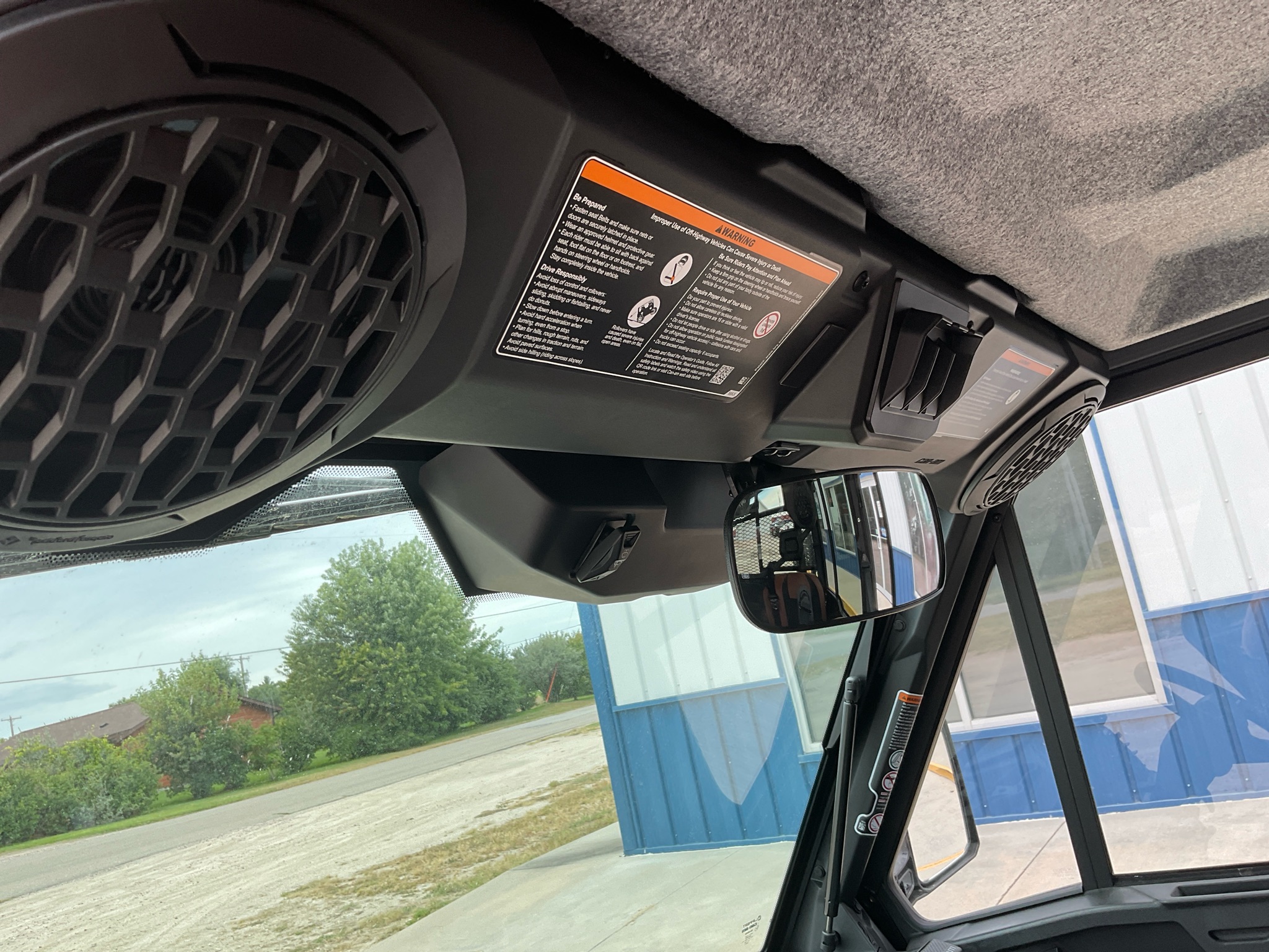 2027 Can-Am™ Defender XU MAX LONE STAR CAB HD11 11