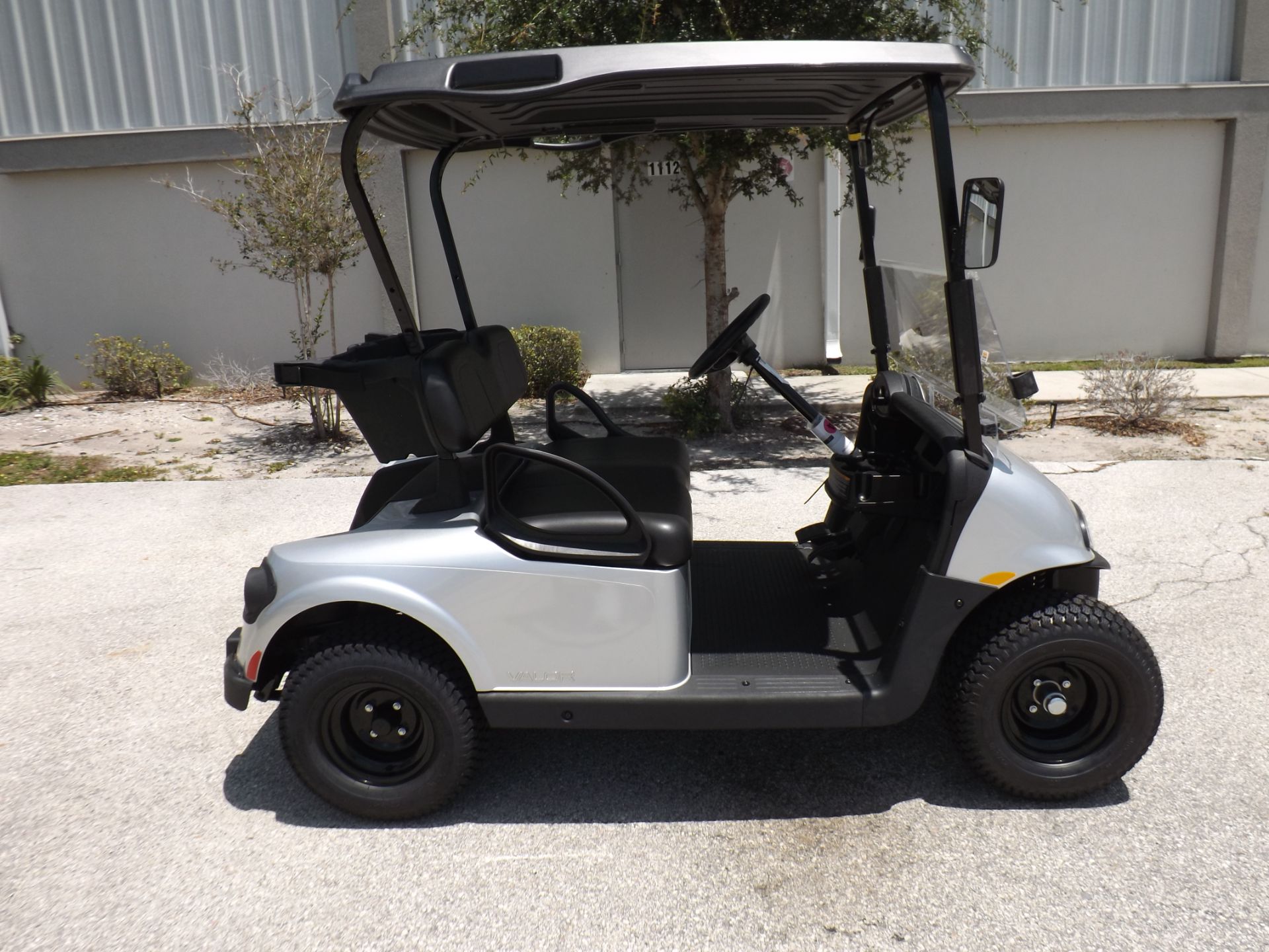2023  Valor 48-Volt 3