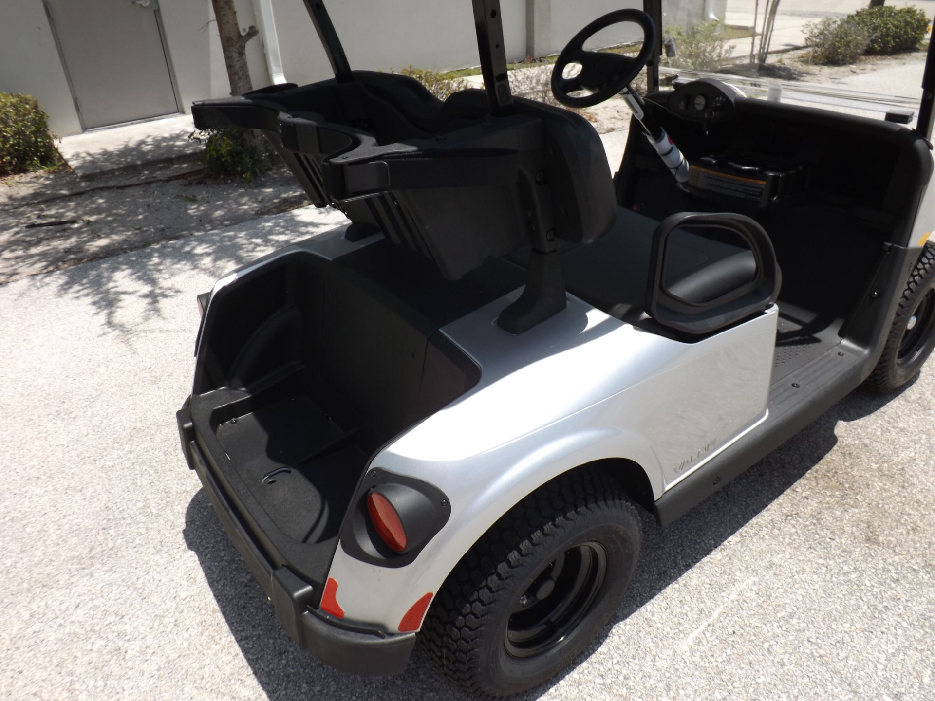 2023  Valor 48-Volt 12
