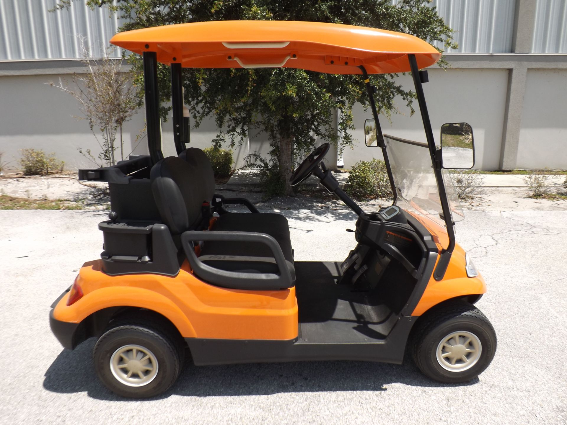 2022 Advanced EV AEV photo 8