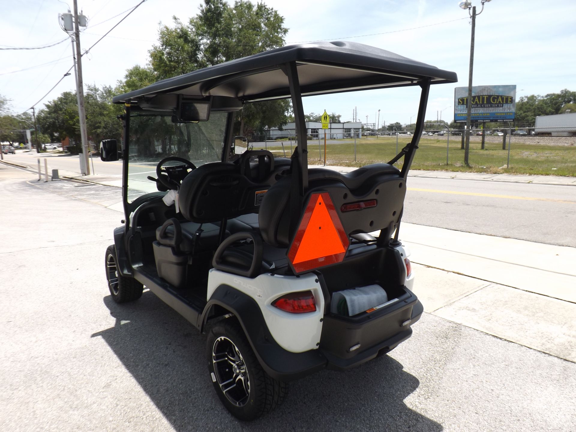 2027 Club Car Onward photo 9