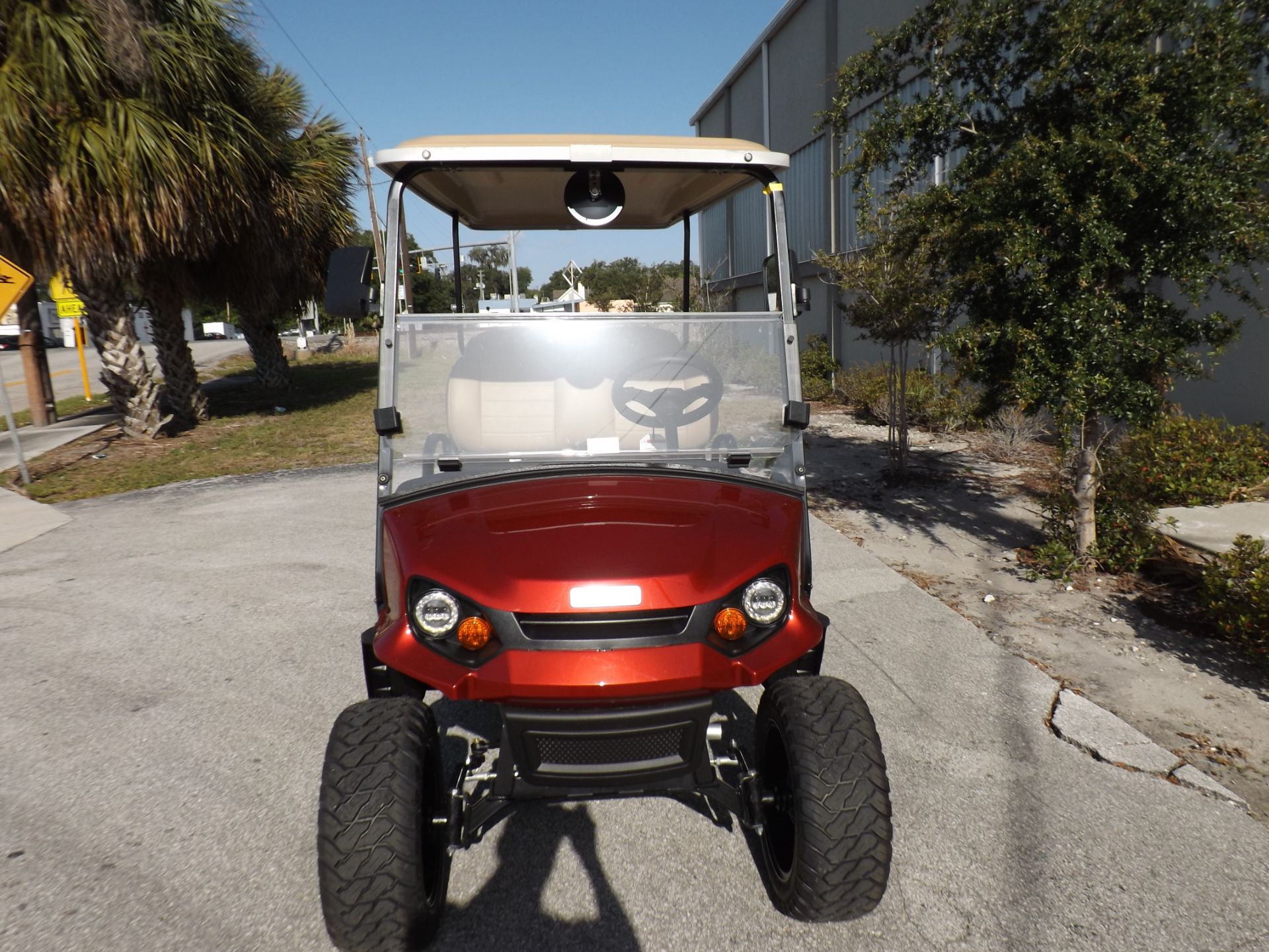 2022  Express L6 72-Volt 2