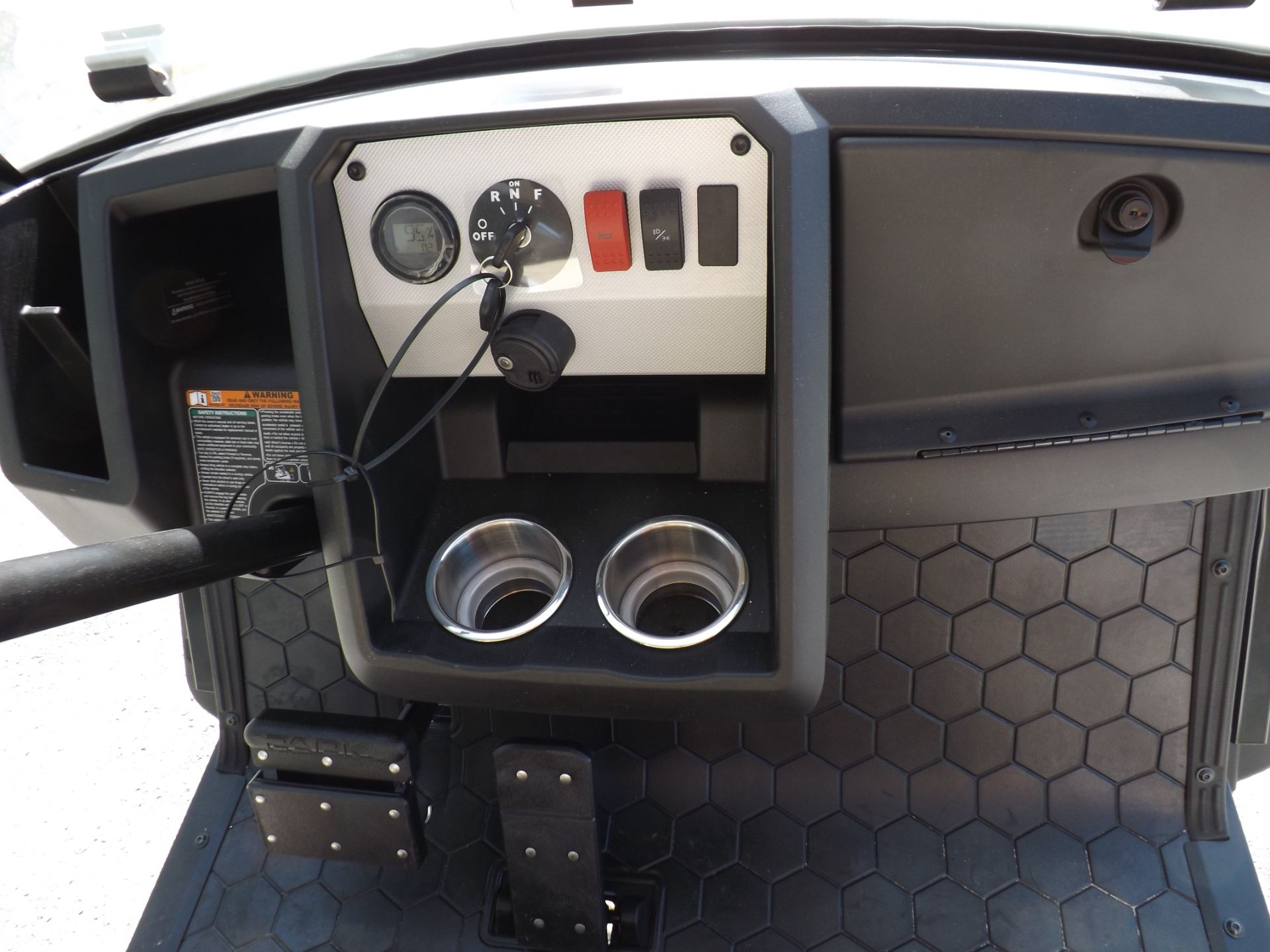 2022  Express L6 72-Volt 10