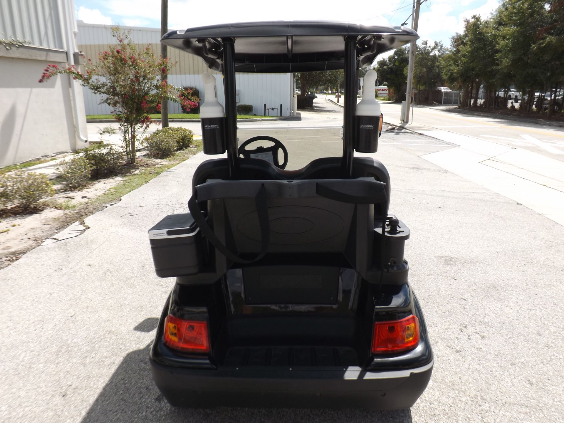 2022 Advanced EV AEV photo 9
