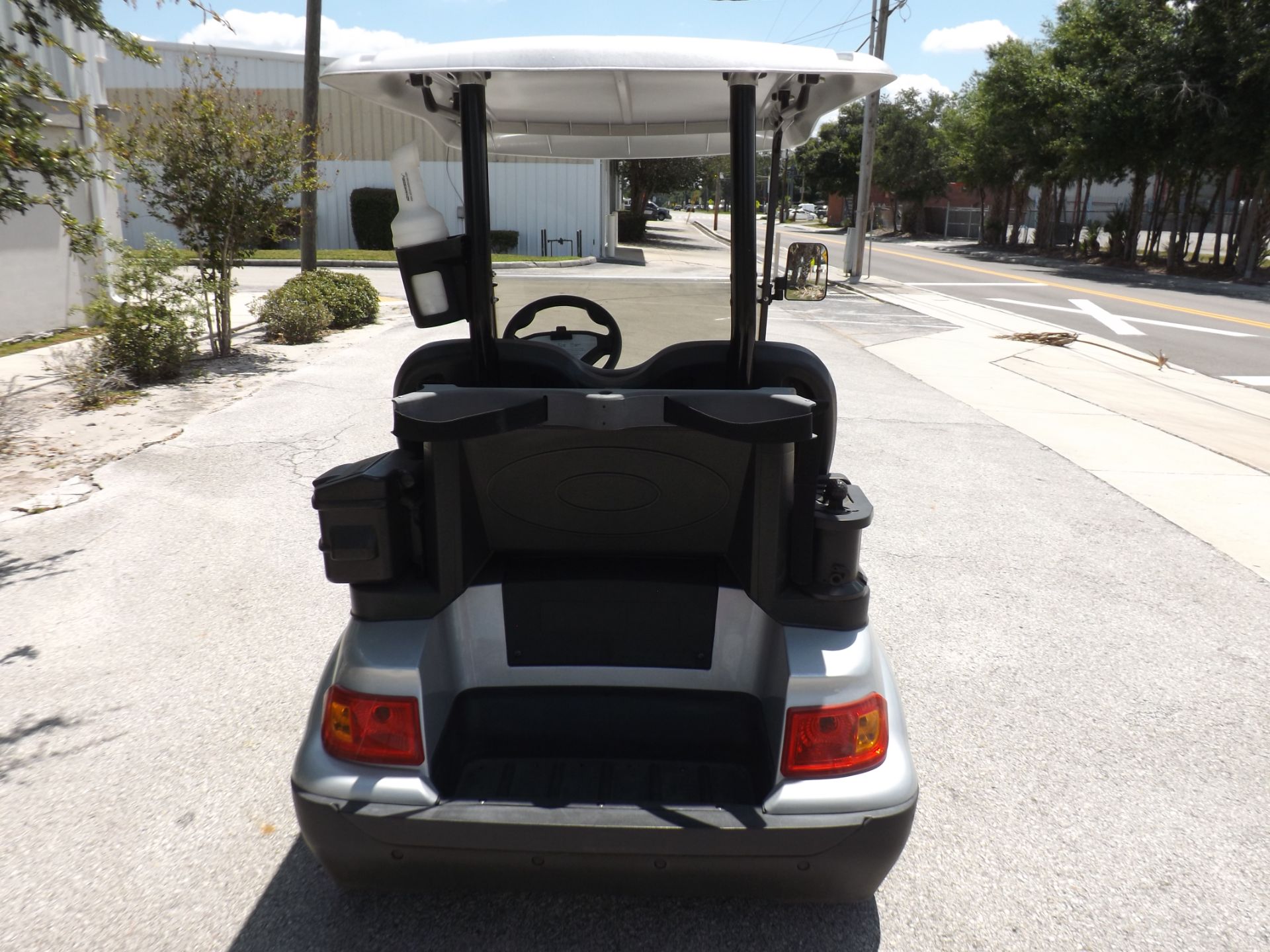 2022 Advanced EV AEV photo 2