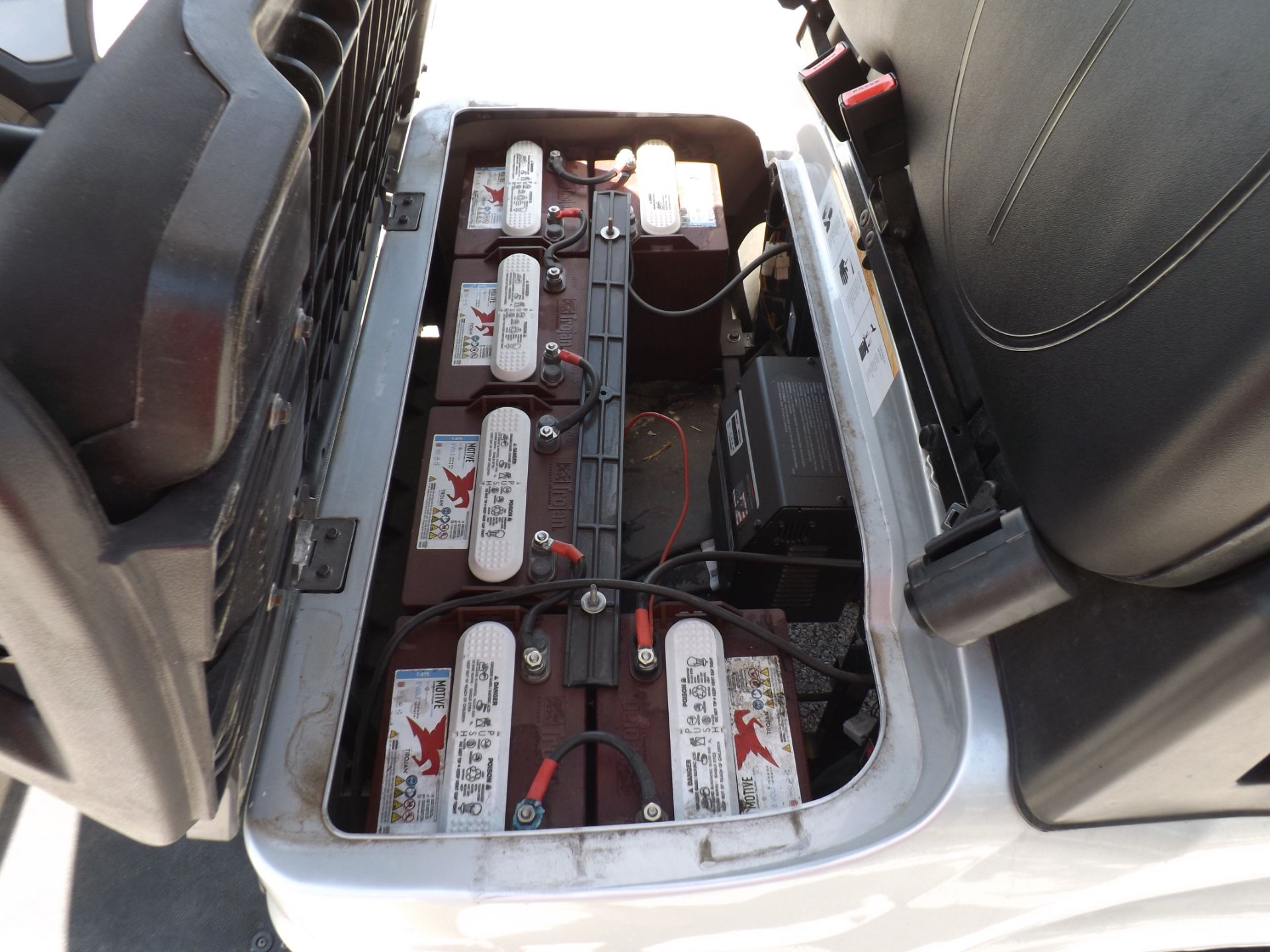 2022 Advanced EV AEV photo 9