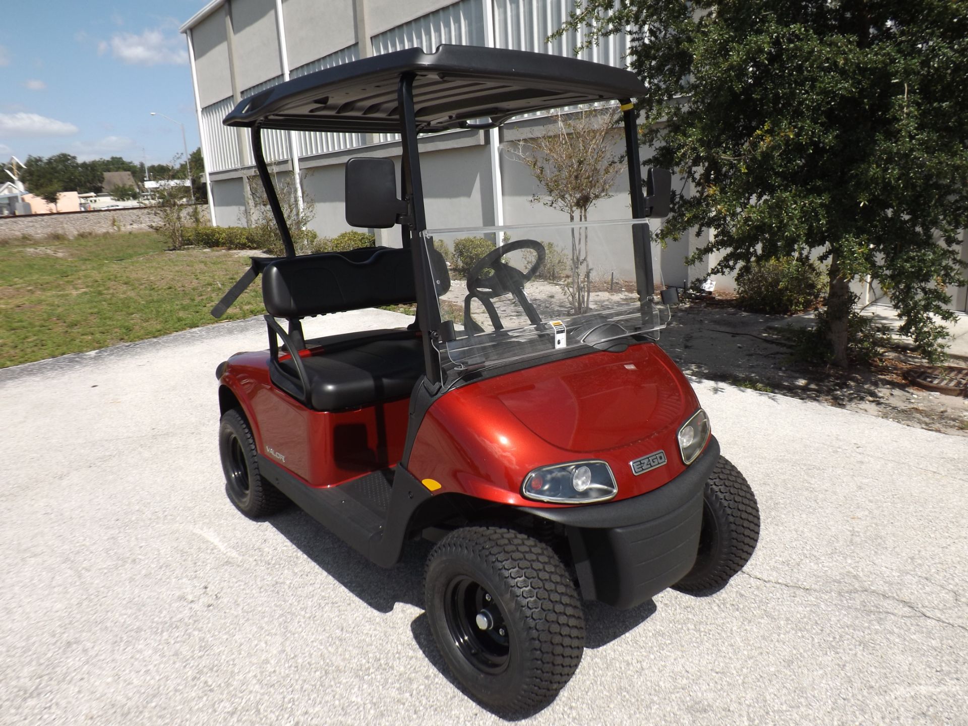 New 2023 E-Z-GO Valor Gas | Golf Carts in Central Florida