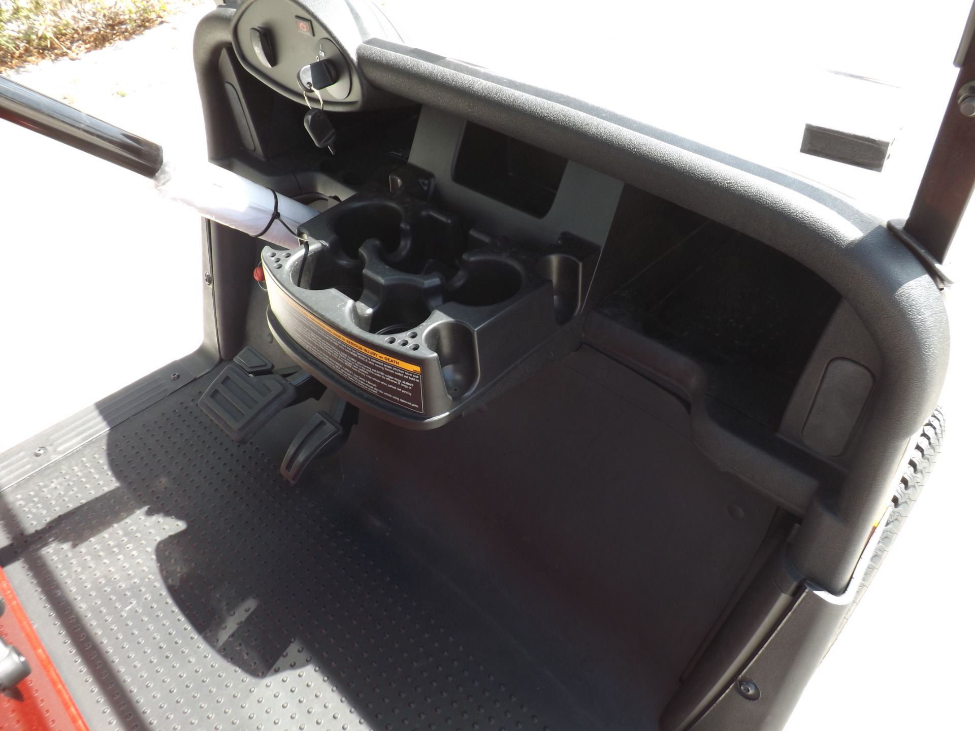 2023 EZGO Valor photo 8