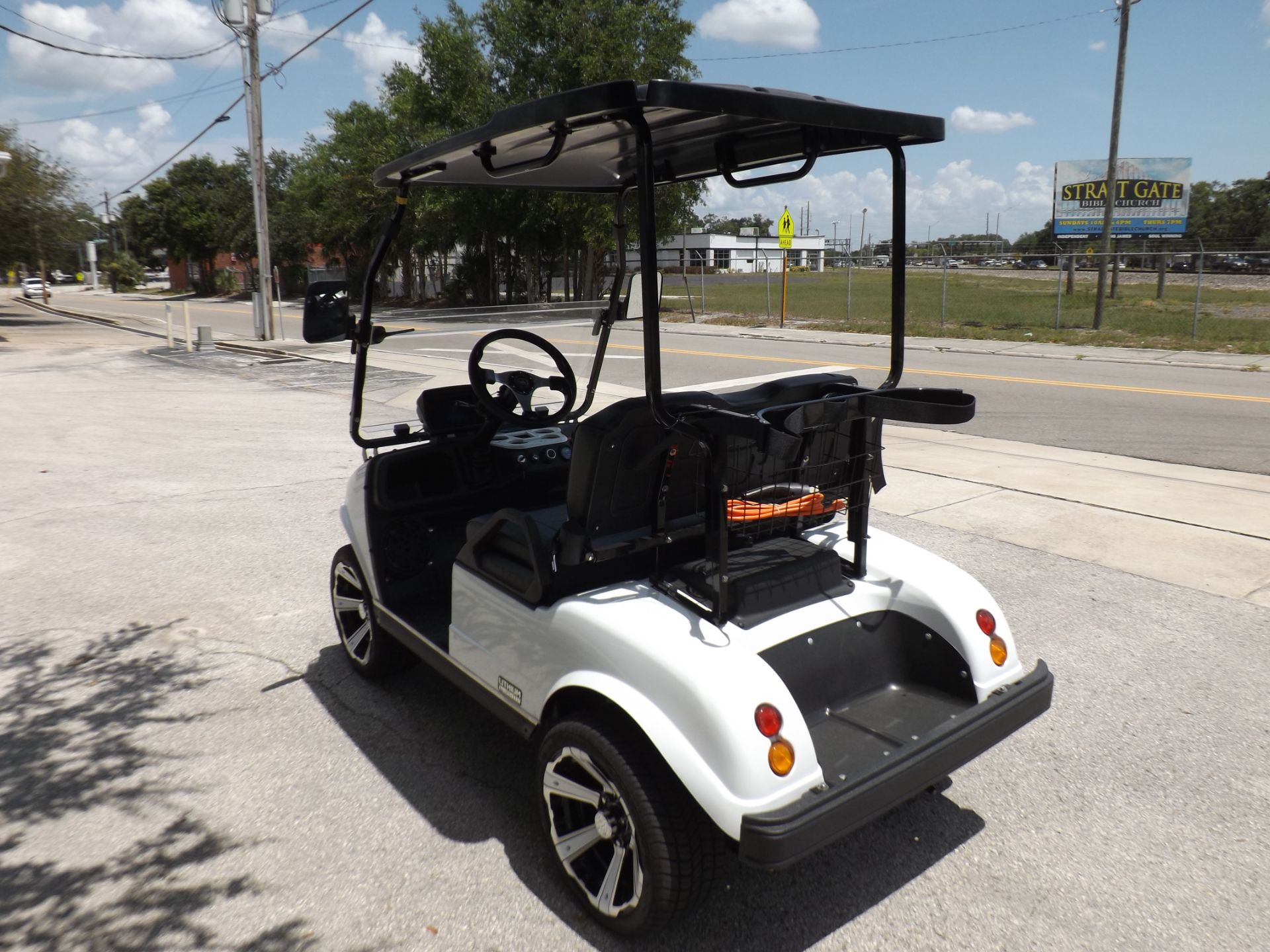 New 2025 Evolution Electric Vehicles Classic 2 Plus | Golf Carts