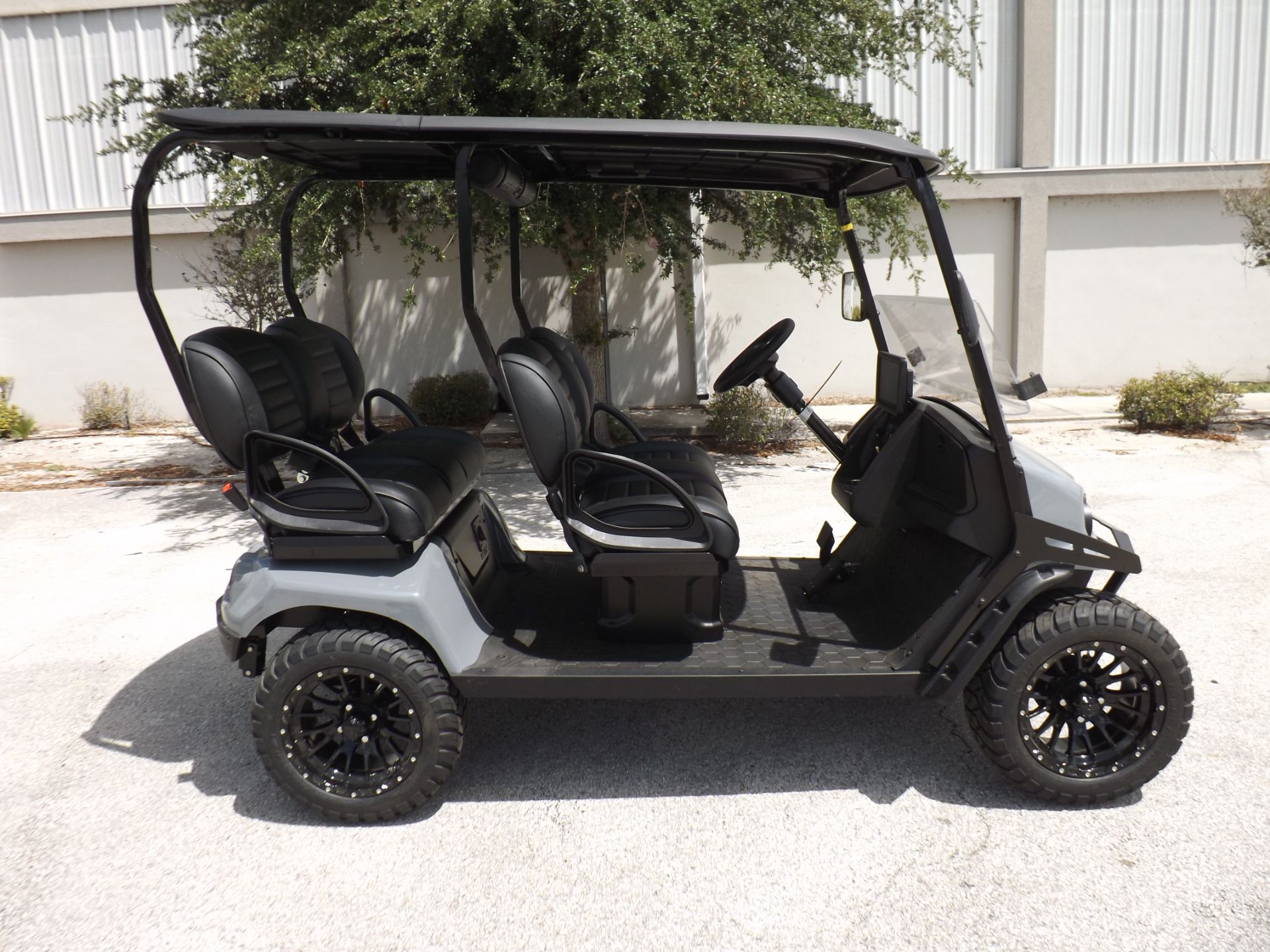 2026 EZGO Liberty photo 7