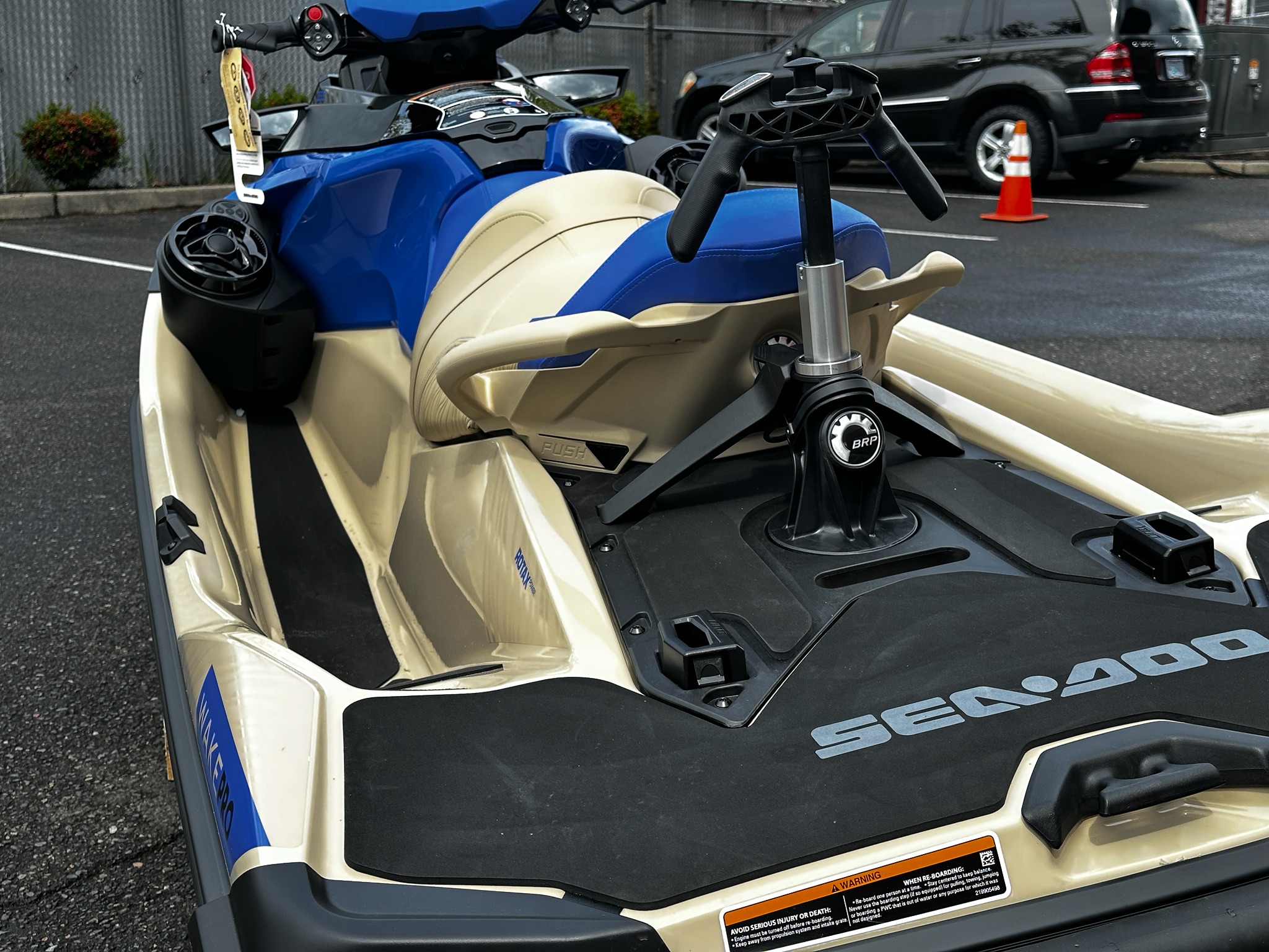 2025 Sea-Doo Wake Pro 230 3