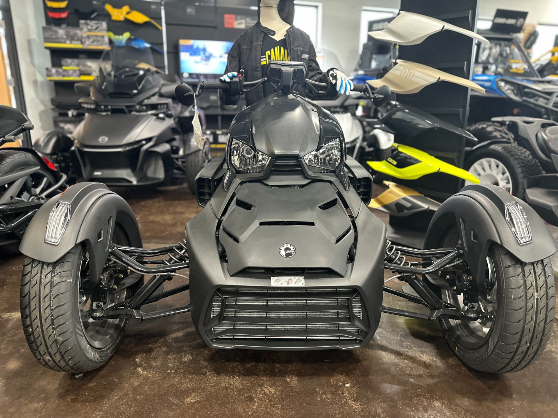 2023 Can-Am™ Ryker 900 ACE 2