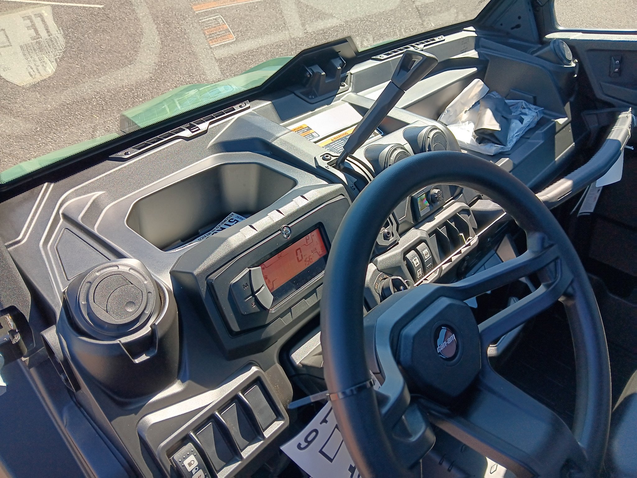 2026 Can-Am™ Defender DPS CAB HD10 3