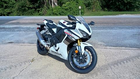 2027 Honda CBR1000RR — photo 1 of 8