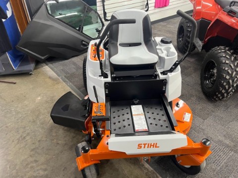 2024 Stihl RZ 142 42 in. Briggs & Stratton 23 hp in Calmar, Iowa - Photo 2