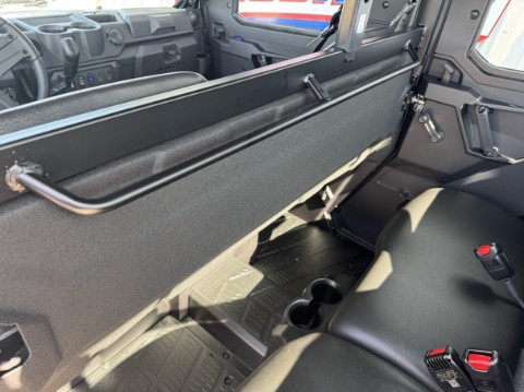 2027 Polaris Ranger Crew XP 1000 Cab in Calmar, Iowa - Photo 9