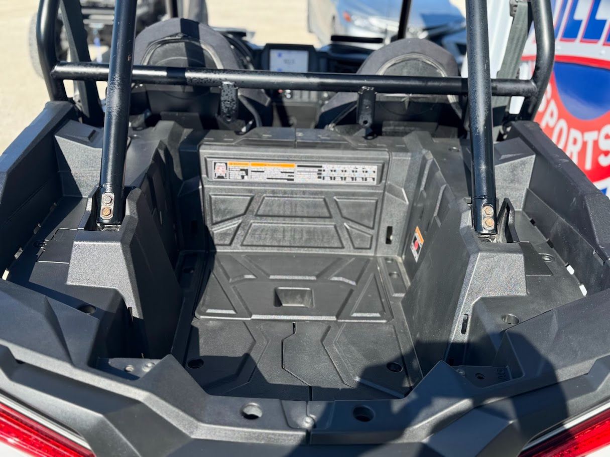 2021 Polaris RZR XP 1000 Premium in Calmar, Iowa - Photo 4