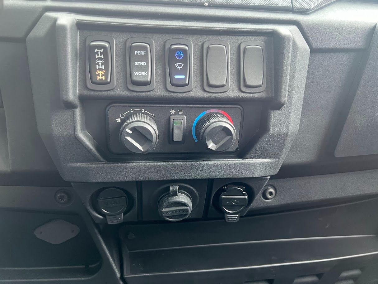 2025 Polaris Ranger Crew XP 1000 NorthStar Edition Premium in Calmar, Iowa - Photo 9