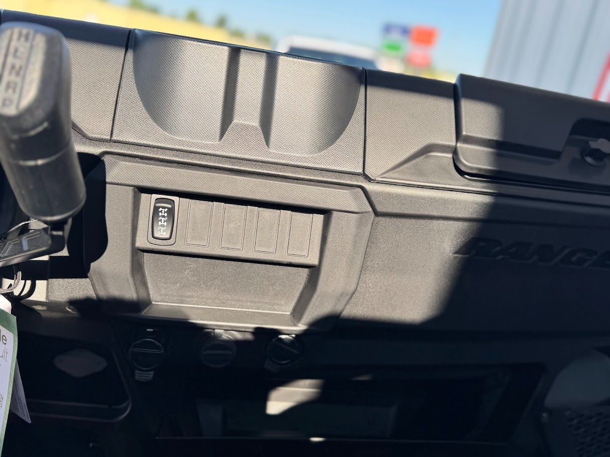 2025 Polaris Ranger 1000 Premium in Calmar, Iowa - Photo 9