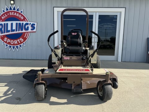 2026 Grasshopper 225V-G4 61 in. Kohler 747 cc in Calmar, Iowa - Photo 2