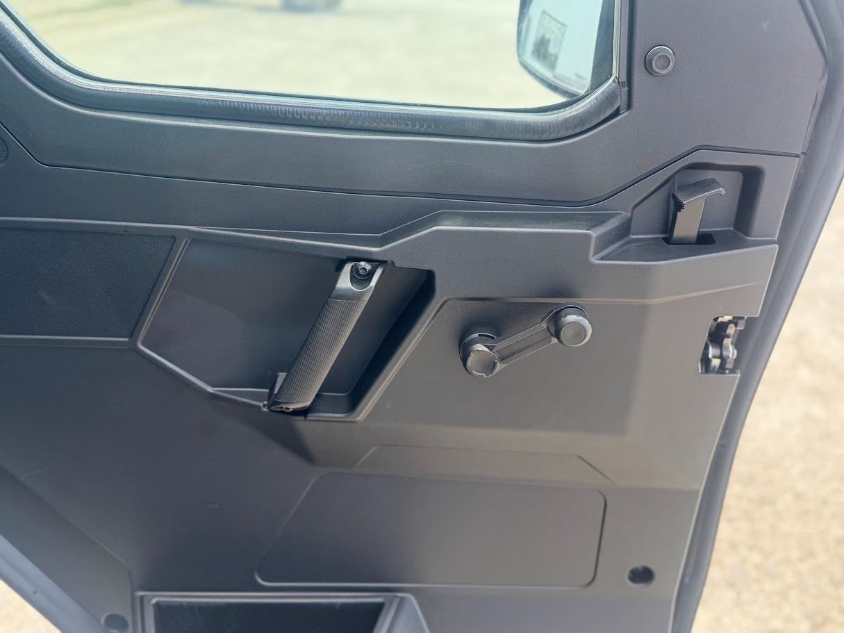 2025 Polaris Ranger XP 1000 NorthStar Edition Premium With Fixed Windshield in Calmar, Iowa - Photo 4