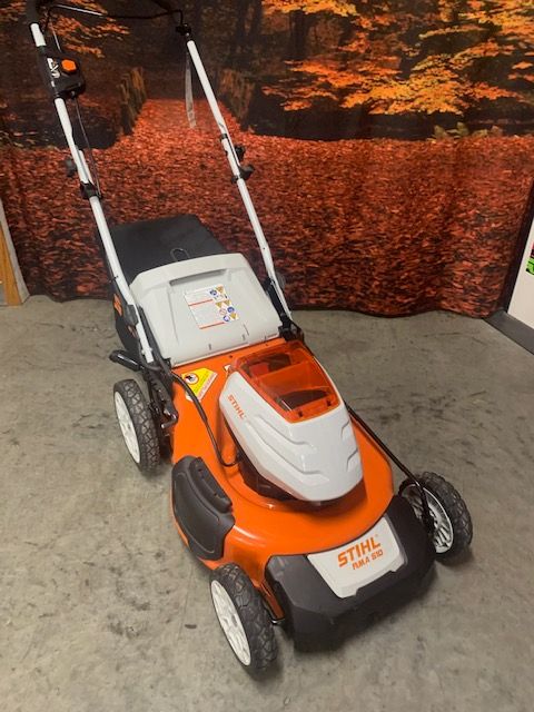 Stihl RMA 510 V 21 in. Self-Propel w/ AP 300 S & AL 301 in Calmar, Iowa - Photo 1