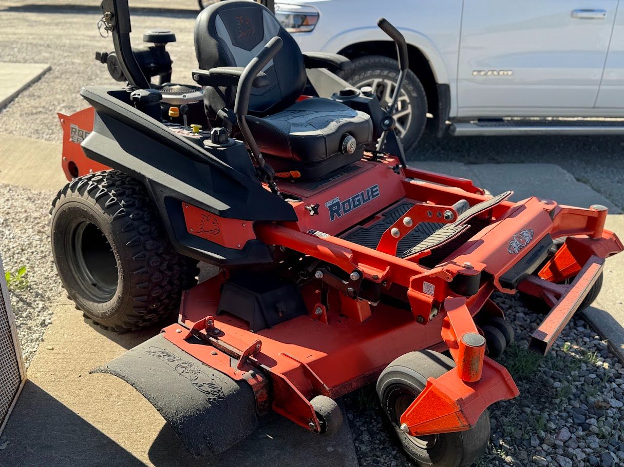 2021 Bad Boy Mowers Rogue 61 in. Yamaha EFI 33 hp in Calmar, Iowa - Photo 3