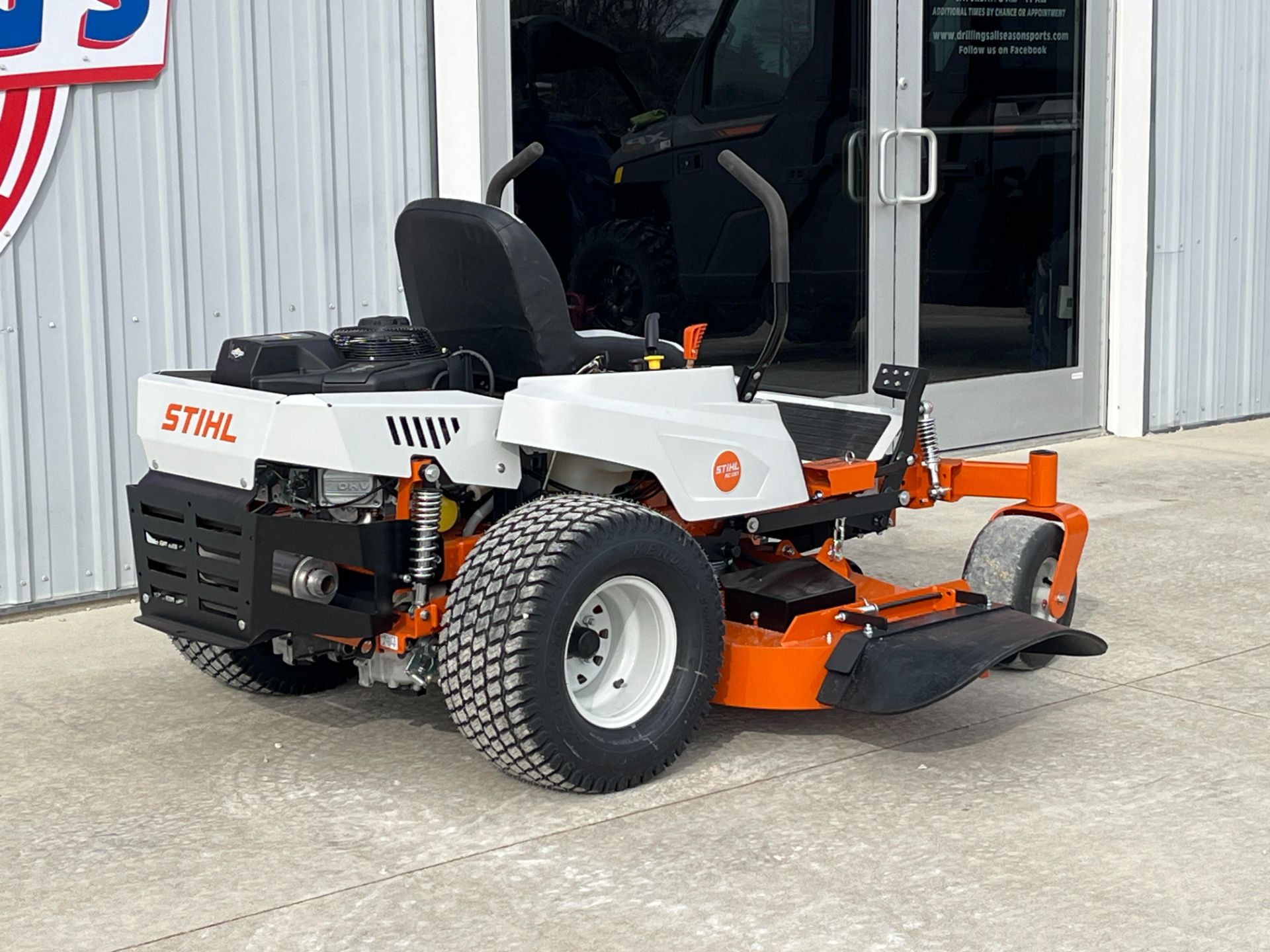 2024 Stihl RZ 261 61 in. Briggs & Stratton 25 hp in Calmar, Iowa - Photo 4