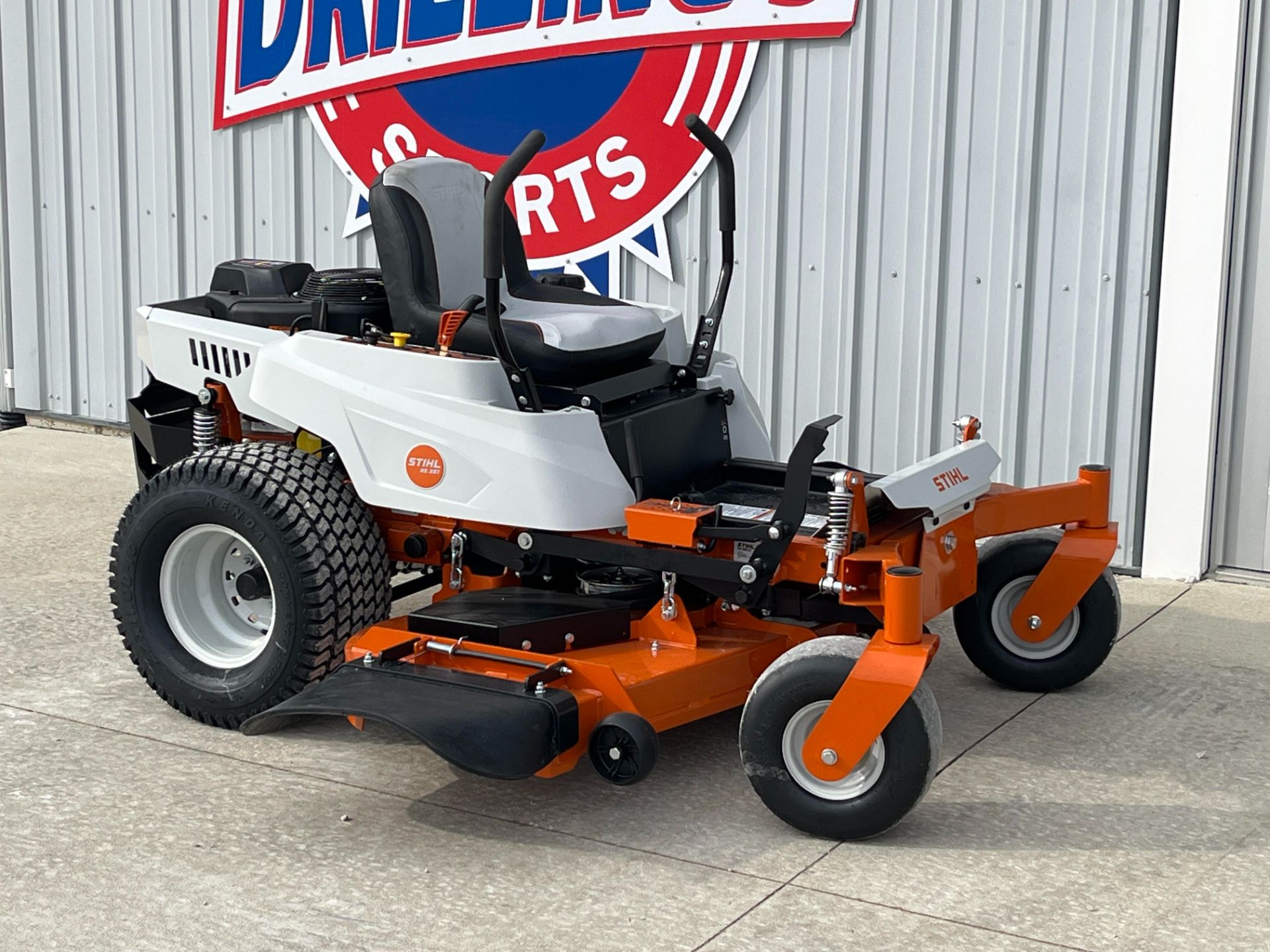2024 Stihl RZ 261 61 in. Briggs & Stratton 25 hp in Calmar, Iowa - Photo 5