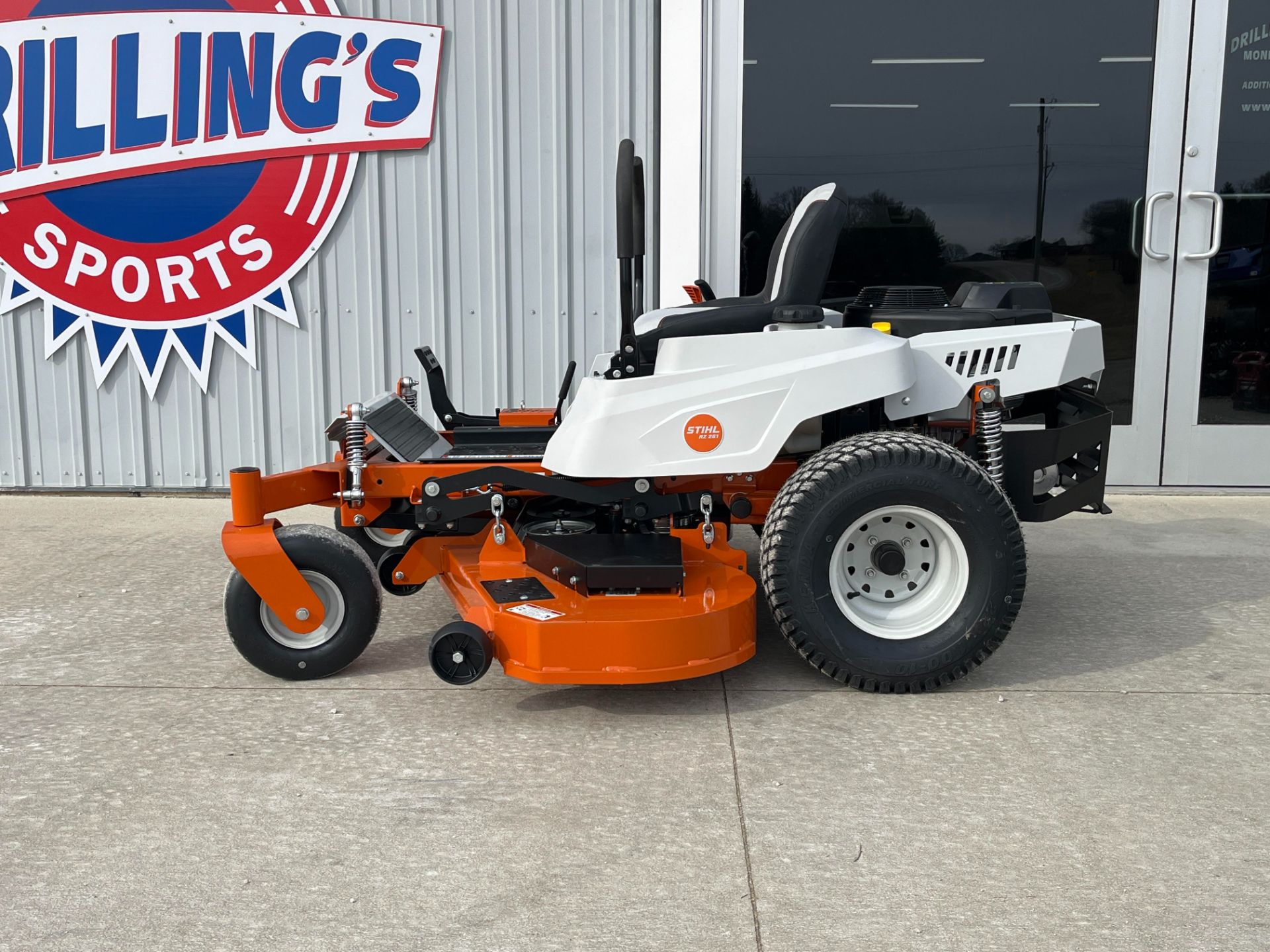 2024 Stihl RZ 261 61 in. Briggs & Stratton 25 hp in Calmar, Iowa - Photo 9