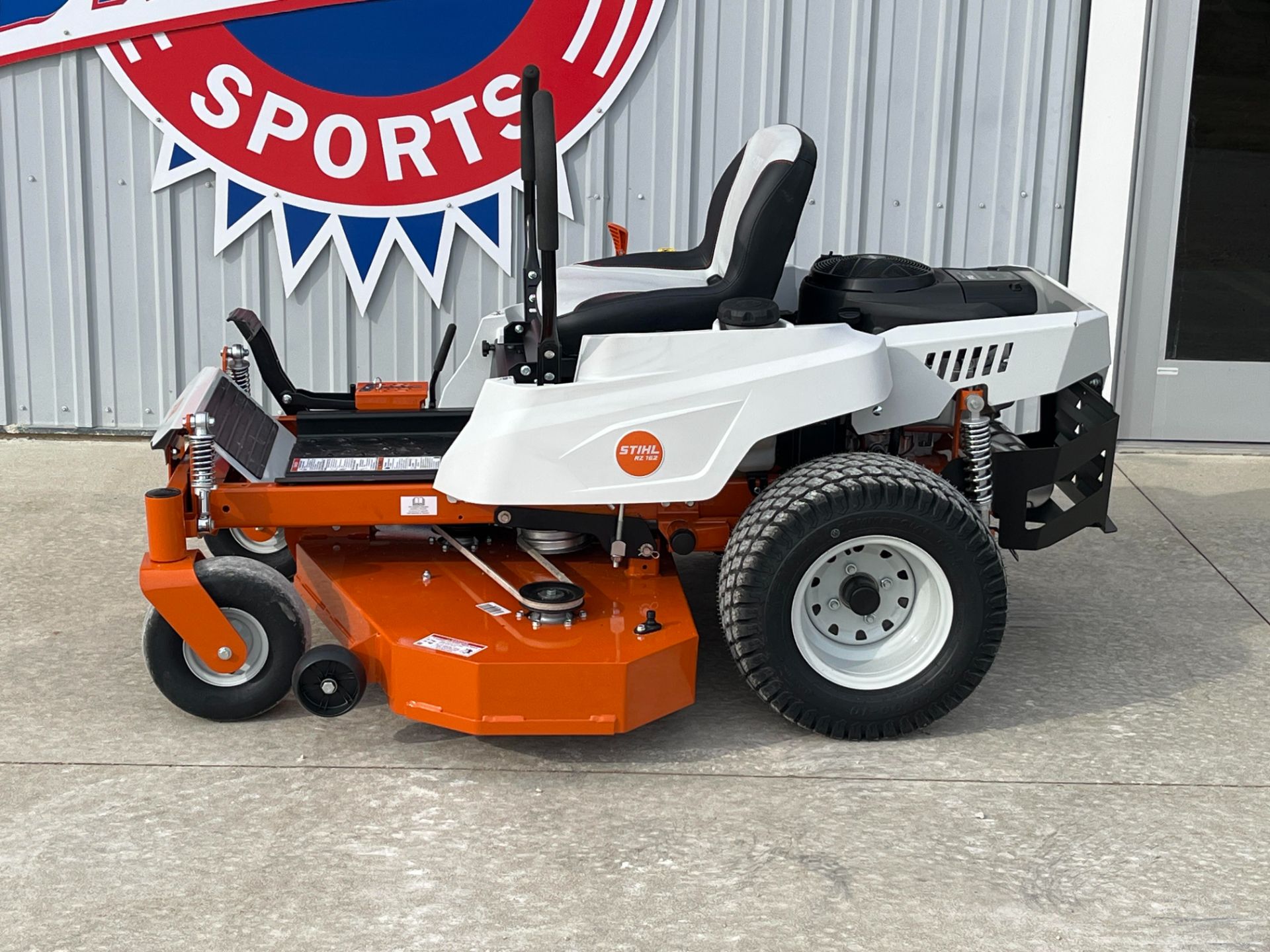 2024 Stihl RZ 152 52 in. Briggs & Stratton 25 hp in Calmar, Iowa - Photo 3