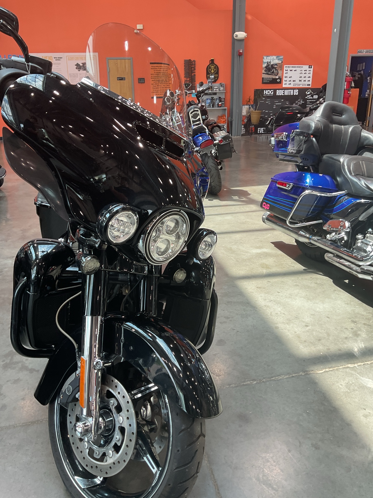 2019 Harley-Davidson Street Glide® Special 1