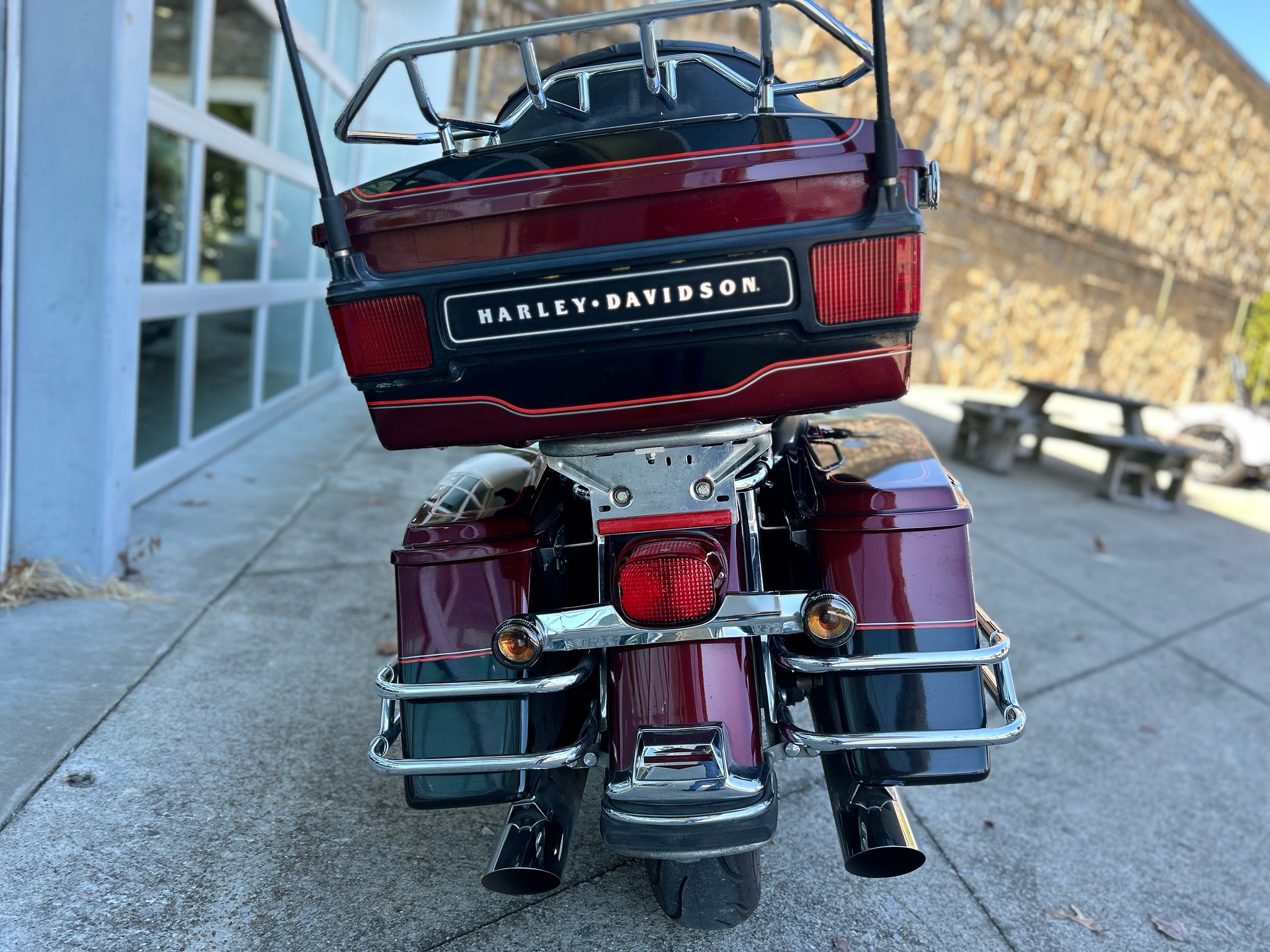 2002 Harley-Davidson FLHTCUI Ultra Classic® Electra Glide® 9