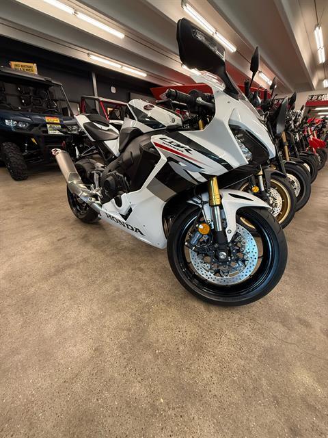 2026 Honda CBR1000RR — photo 1 of 2